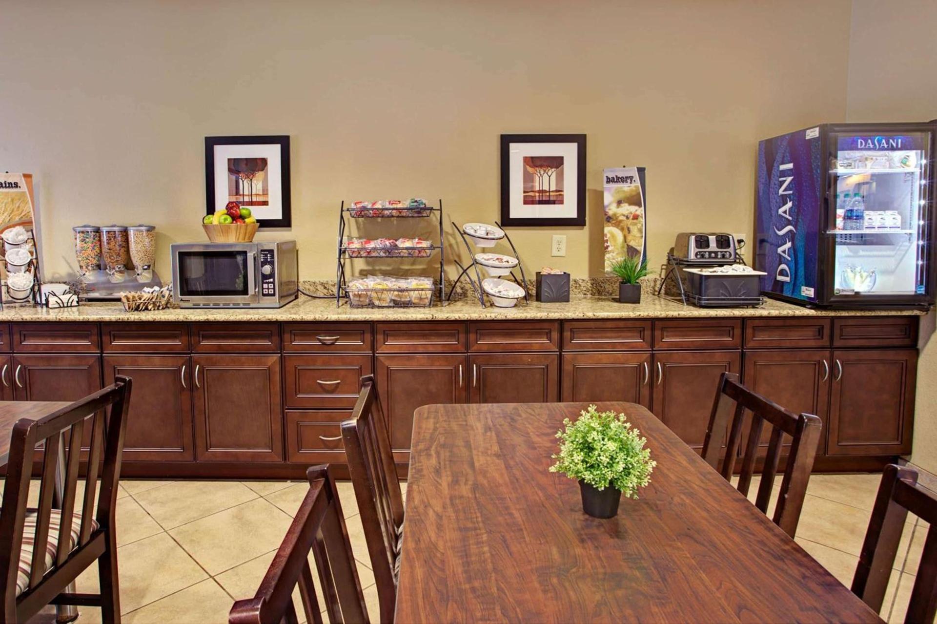 Microtel Inn & Suites - Cartersville photo 5