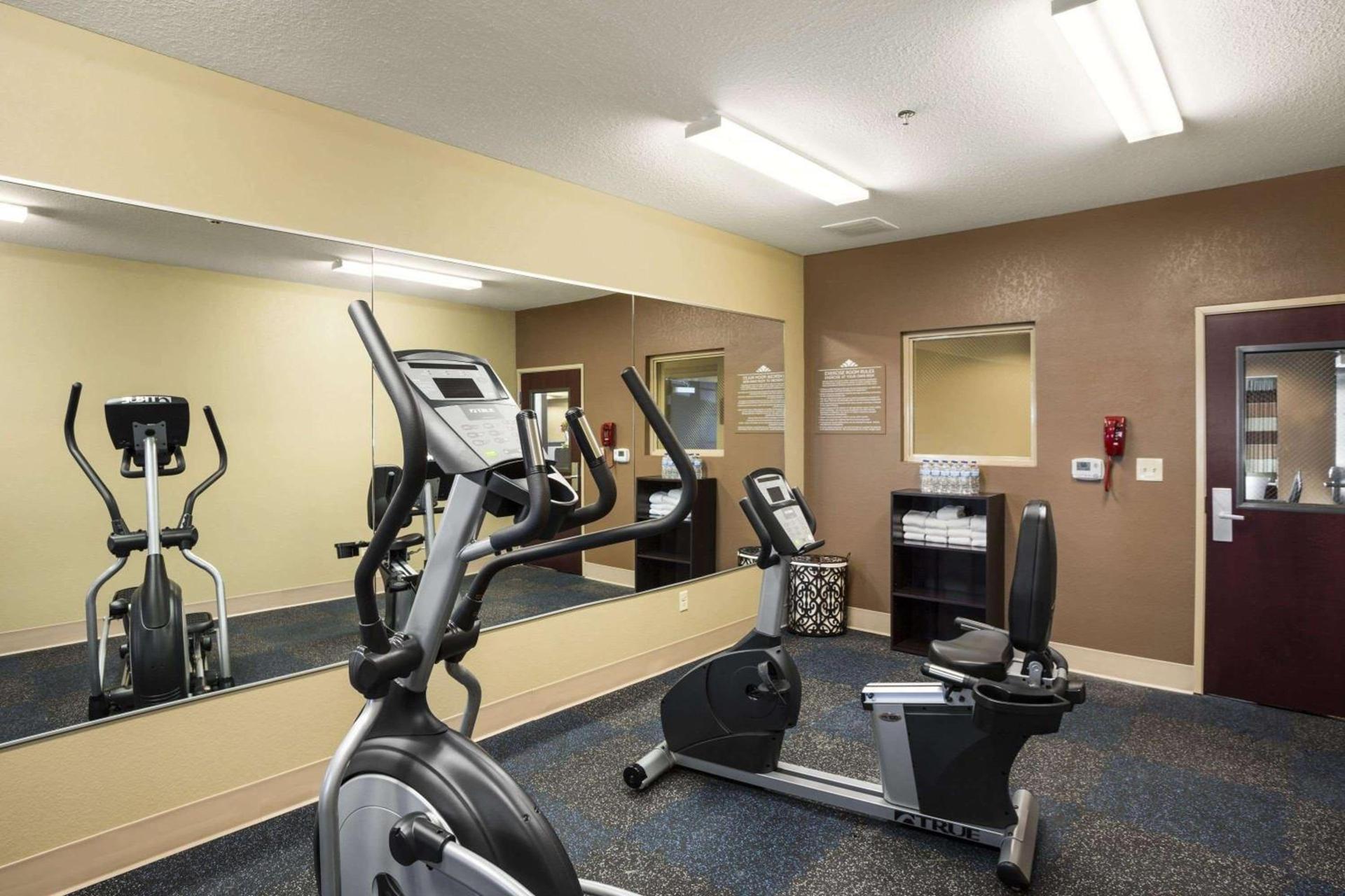 Microtel Inn and Suites Carrollton photo 5