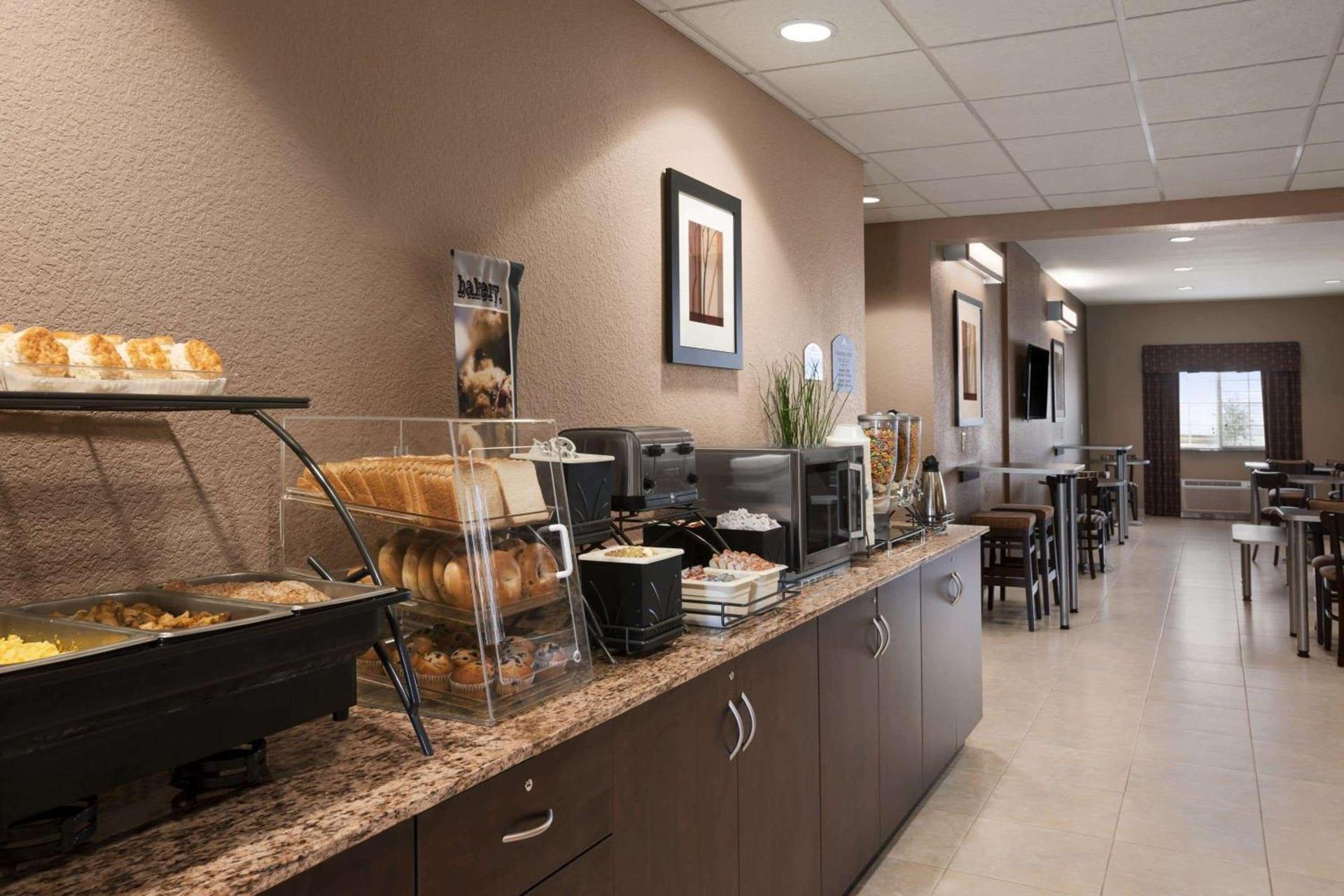 Microtel Inn & Suites Cotulla photo 32