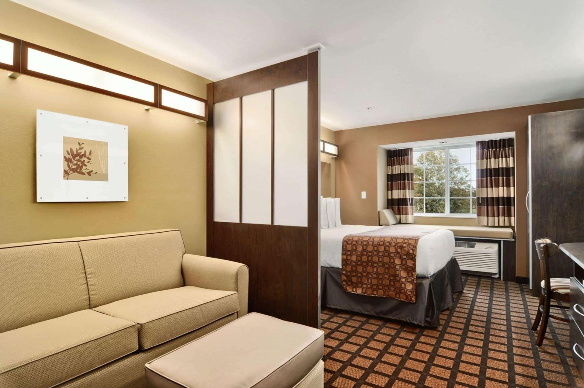 Microtel Inn and Suites Carrollton photo 6