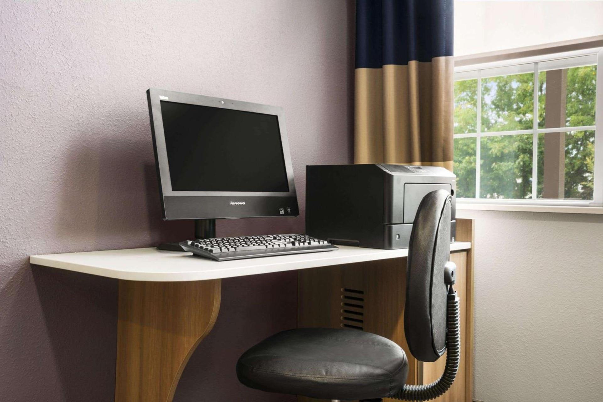 Microtel Inn & Suites by Wyndham photo 22