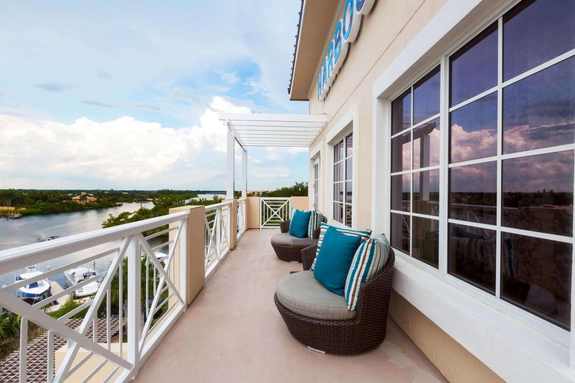 Wyndham Grand Jupiter at Harbourside Place photo 8