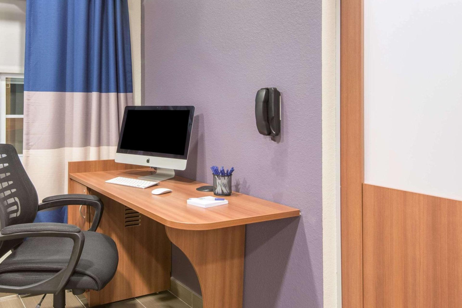 Microtel Inn & Suites by Wyndham Cadiz photo 15
