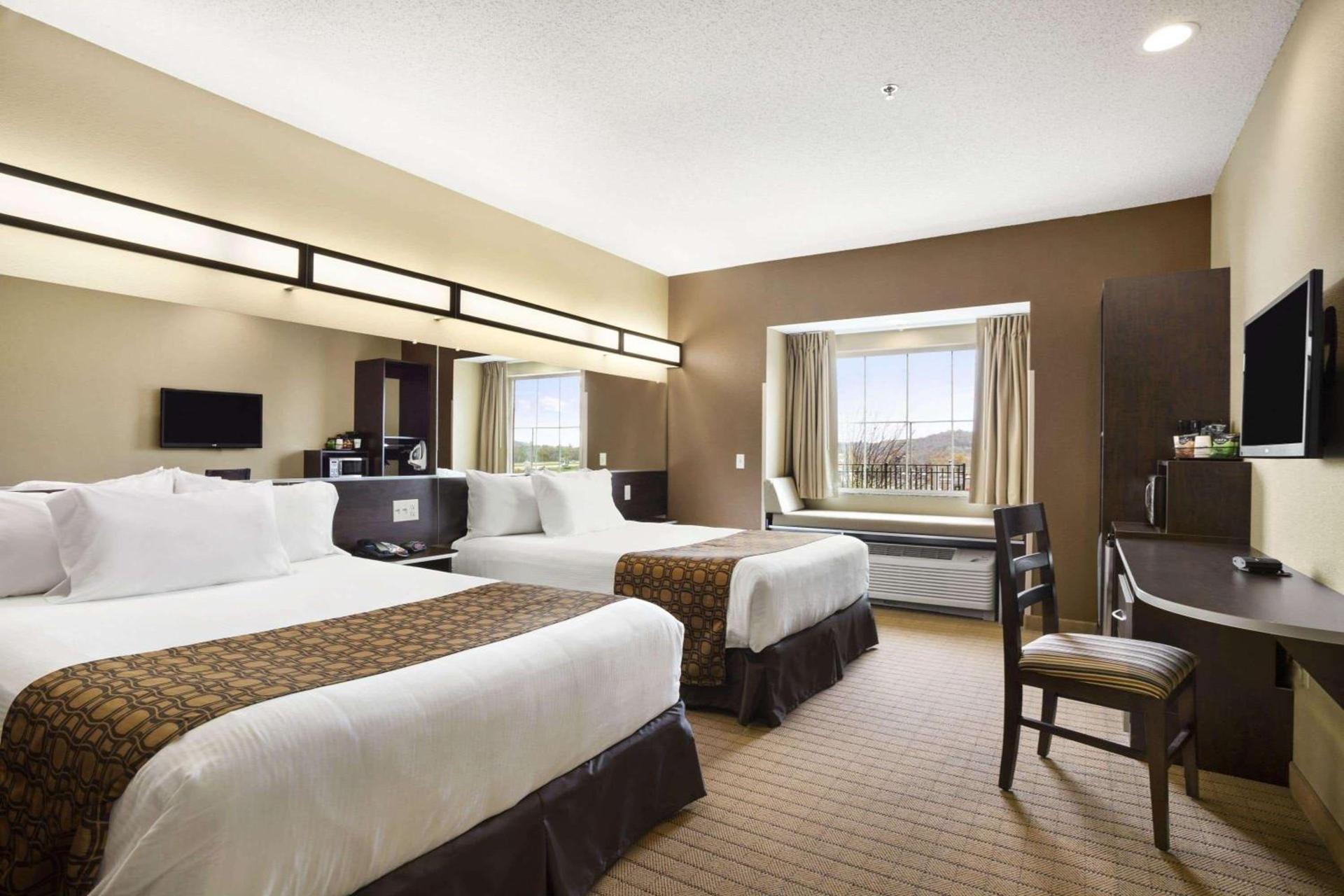 Microtel Inn & Suites by Wyndham Cambridge photo 24
