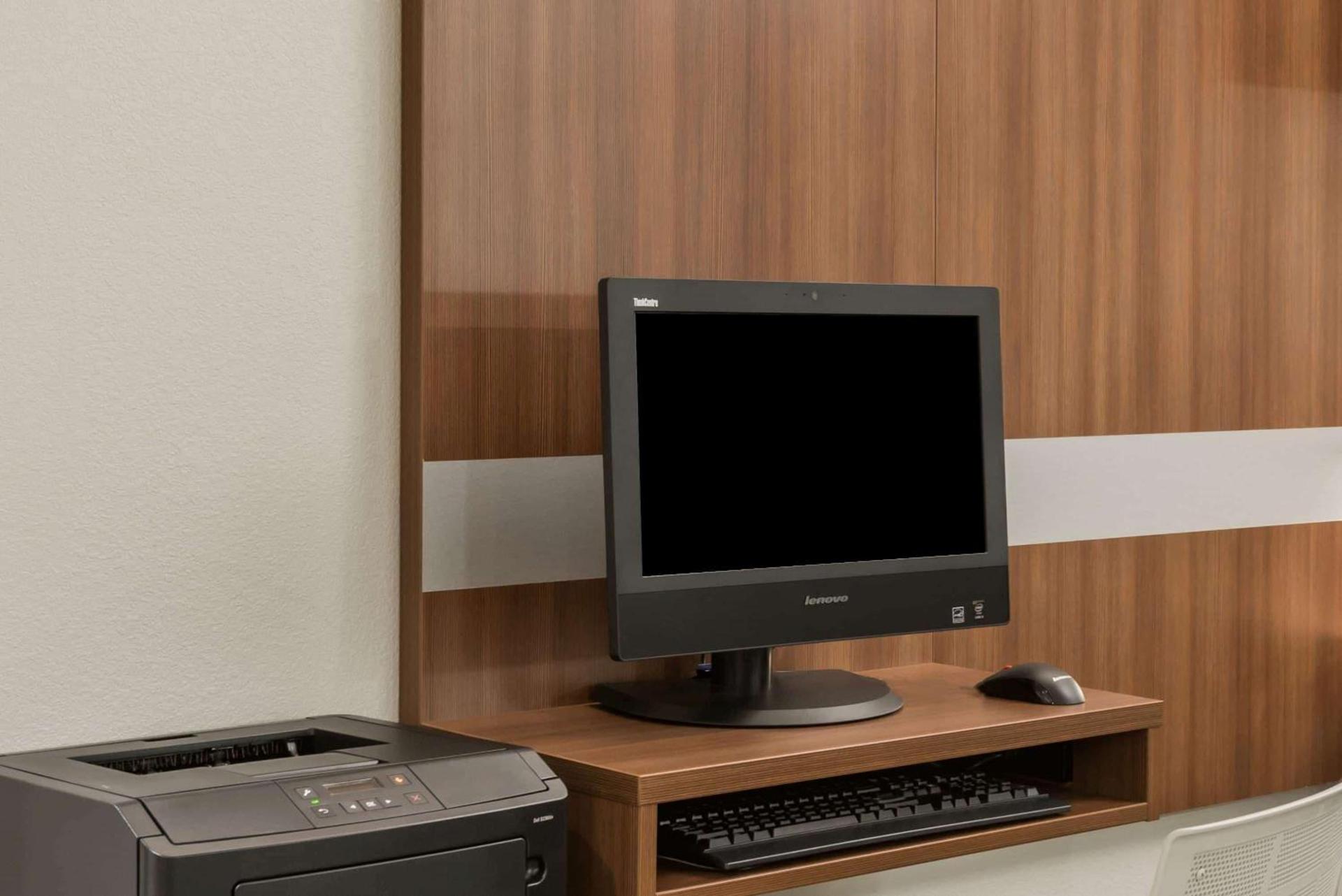 Microtel Inn & Suites by Wyndham Altoona photo 16