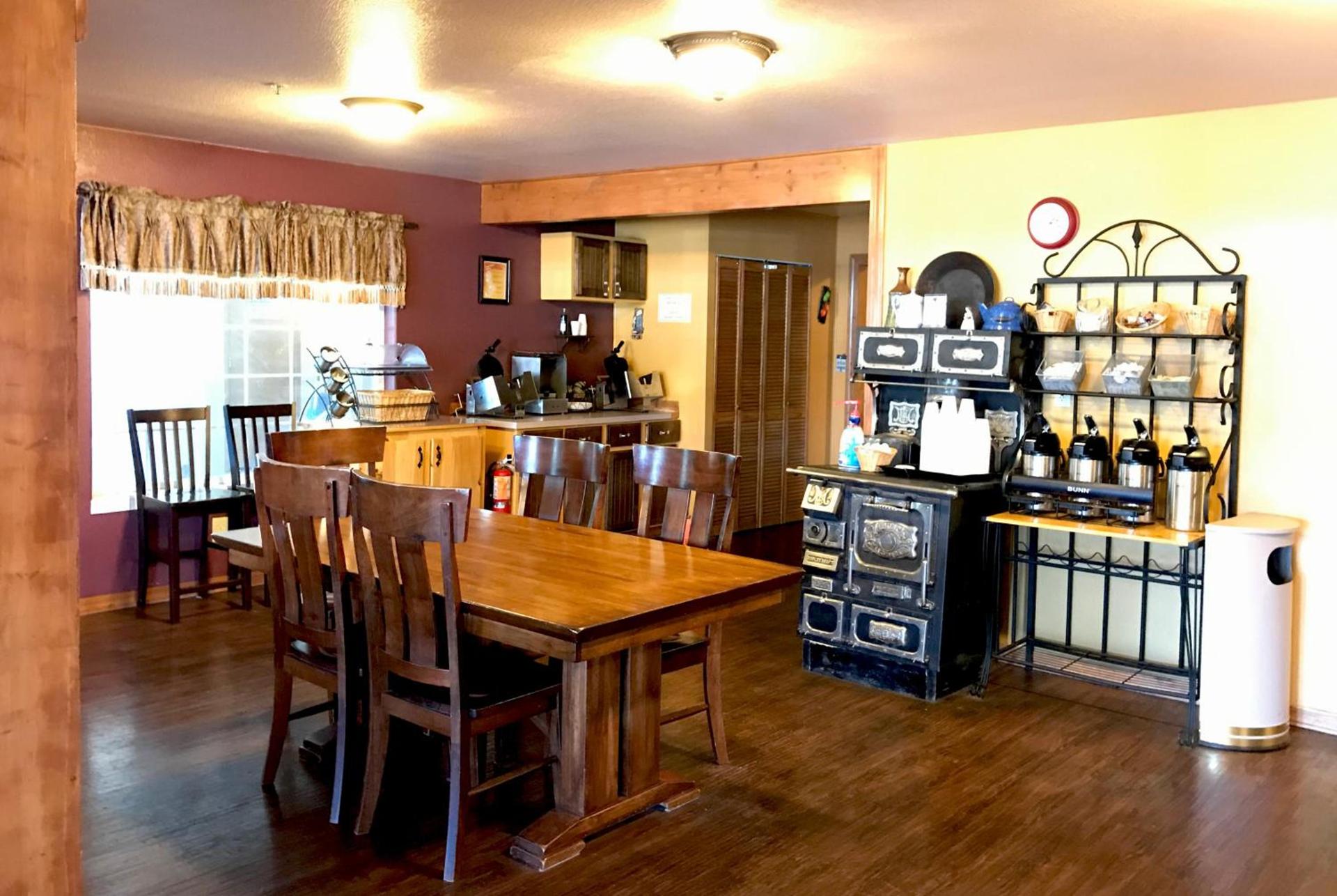 FairBridge Inn & Suites Kellogg photo 23