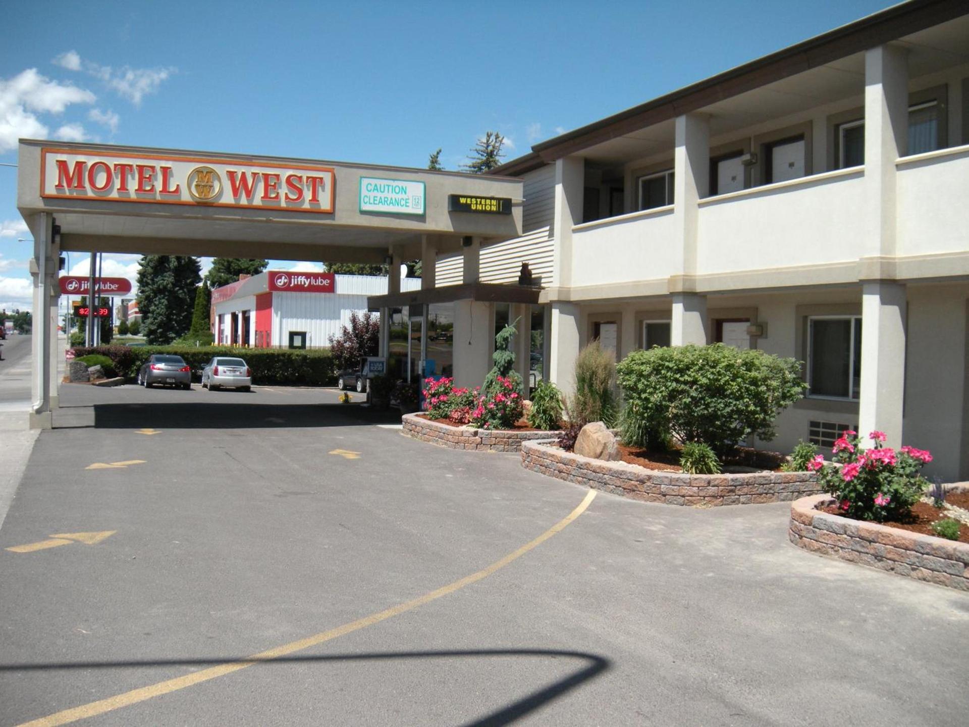 Motel West photo 2