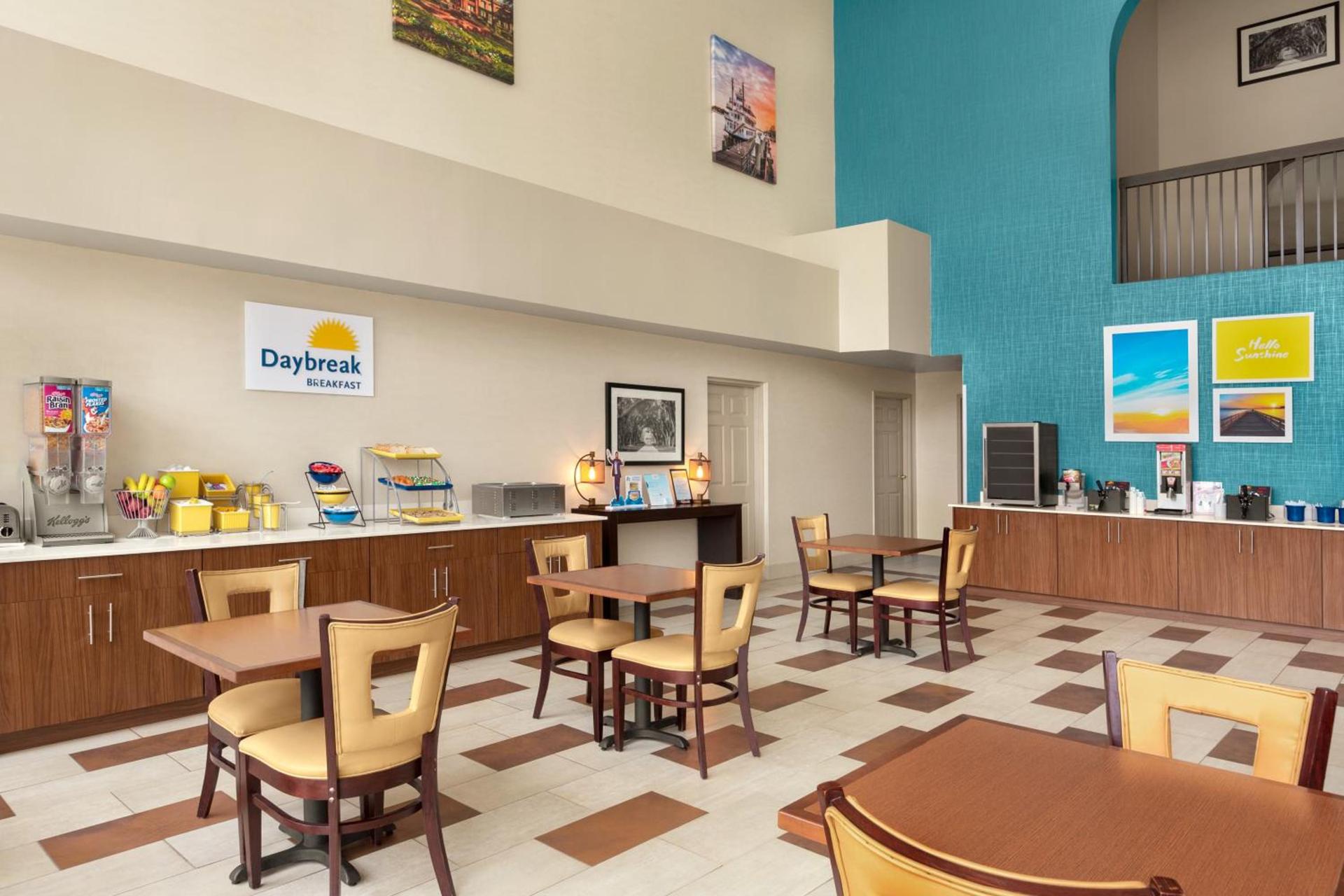 Days Inn & Suites by Wyndham Savannah Midtown photo 48