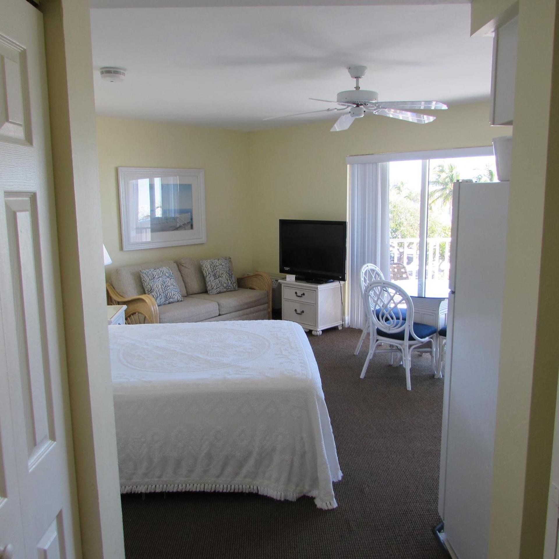 Edison Beach House photo 81