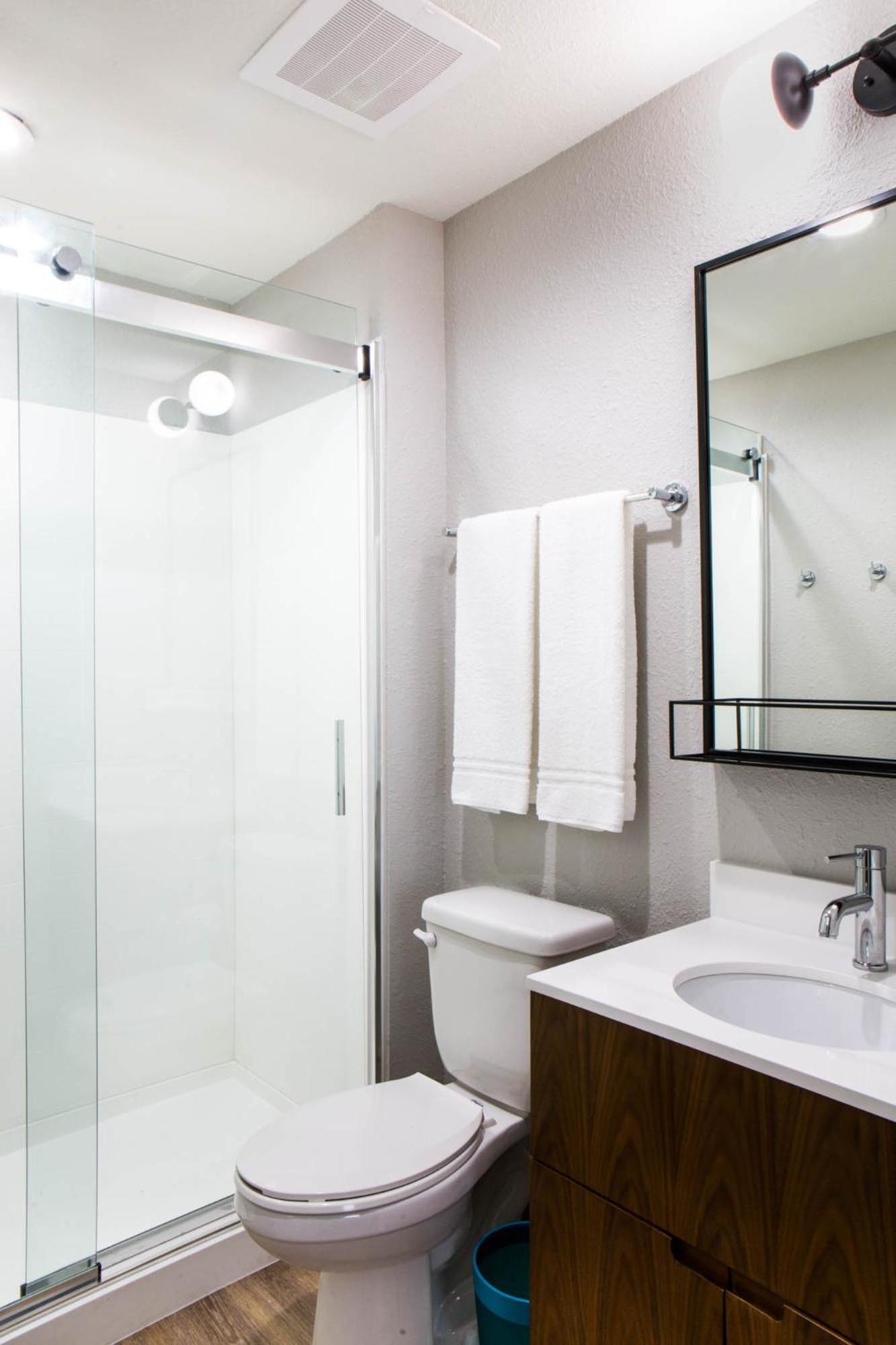 Uptown Suites Extended Stay Tampa FL - Riverview photo 15