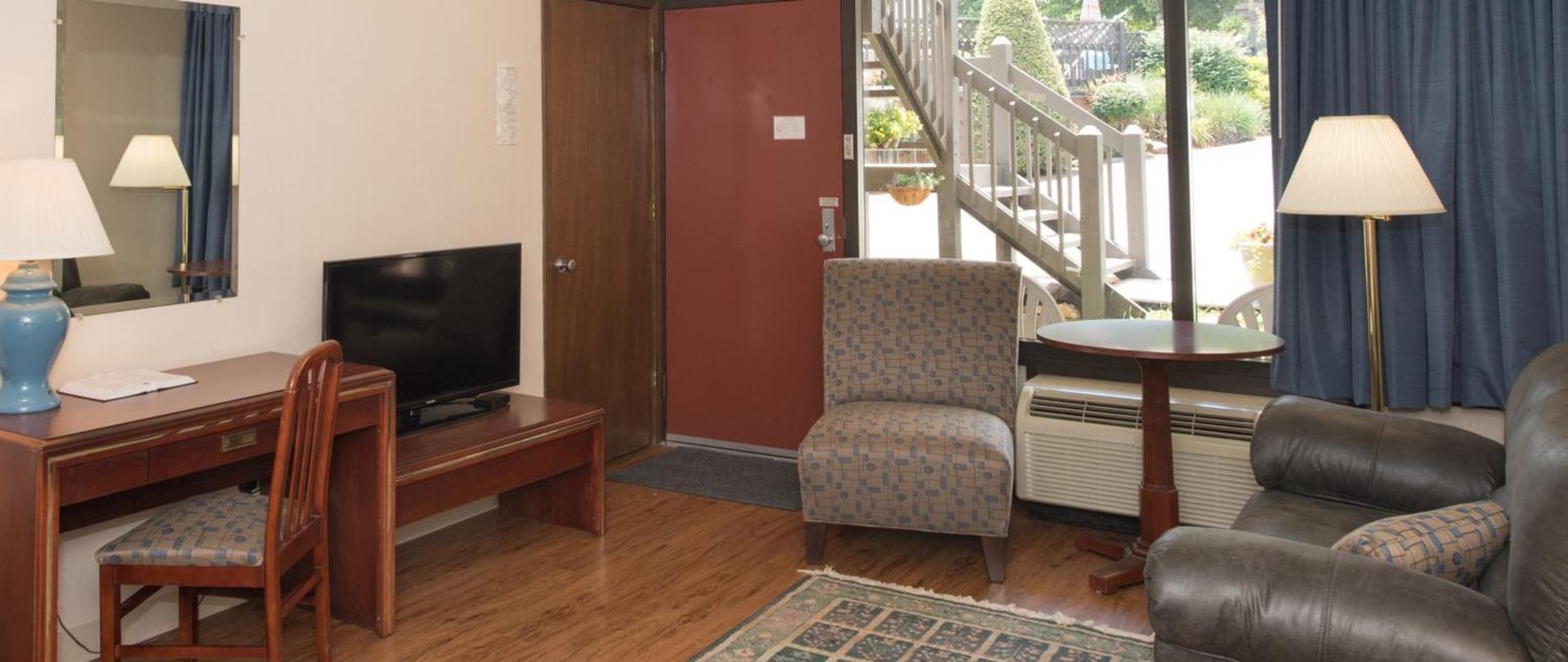 Highland Manor Inn photo 8