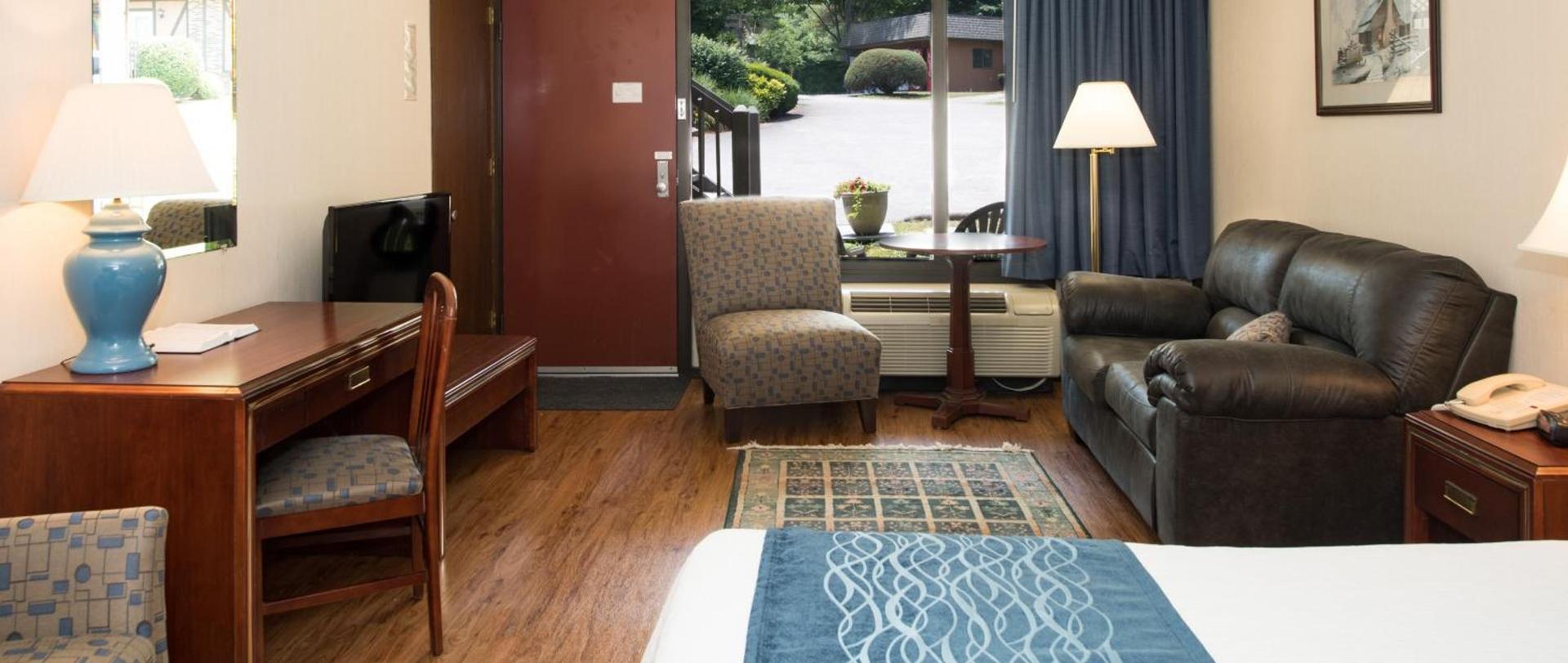 Highland Manor Inn photo 9