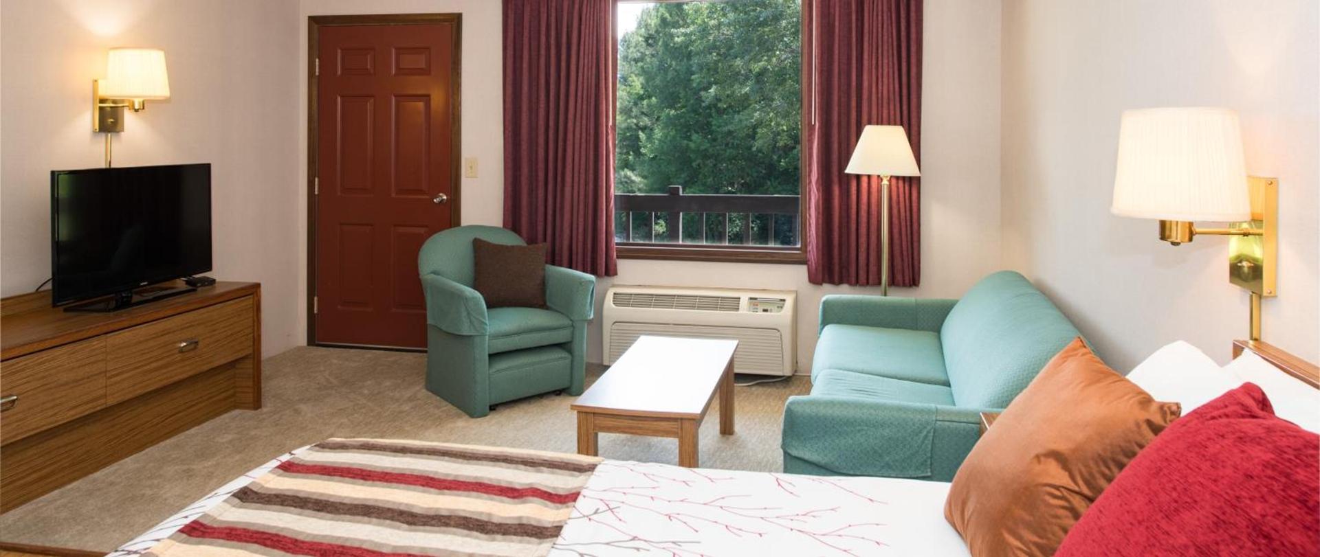 Highland Manor Inn photo 7