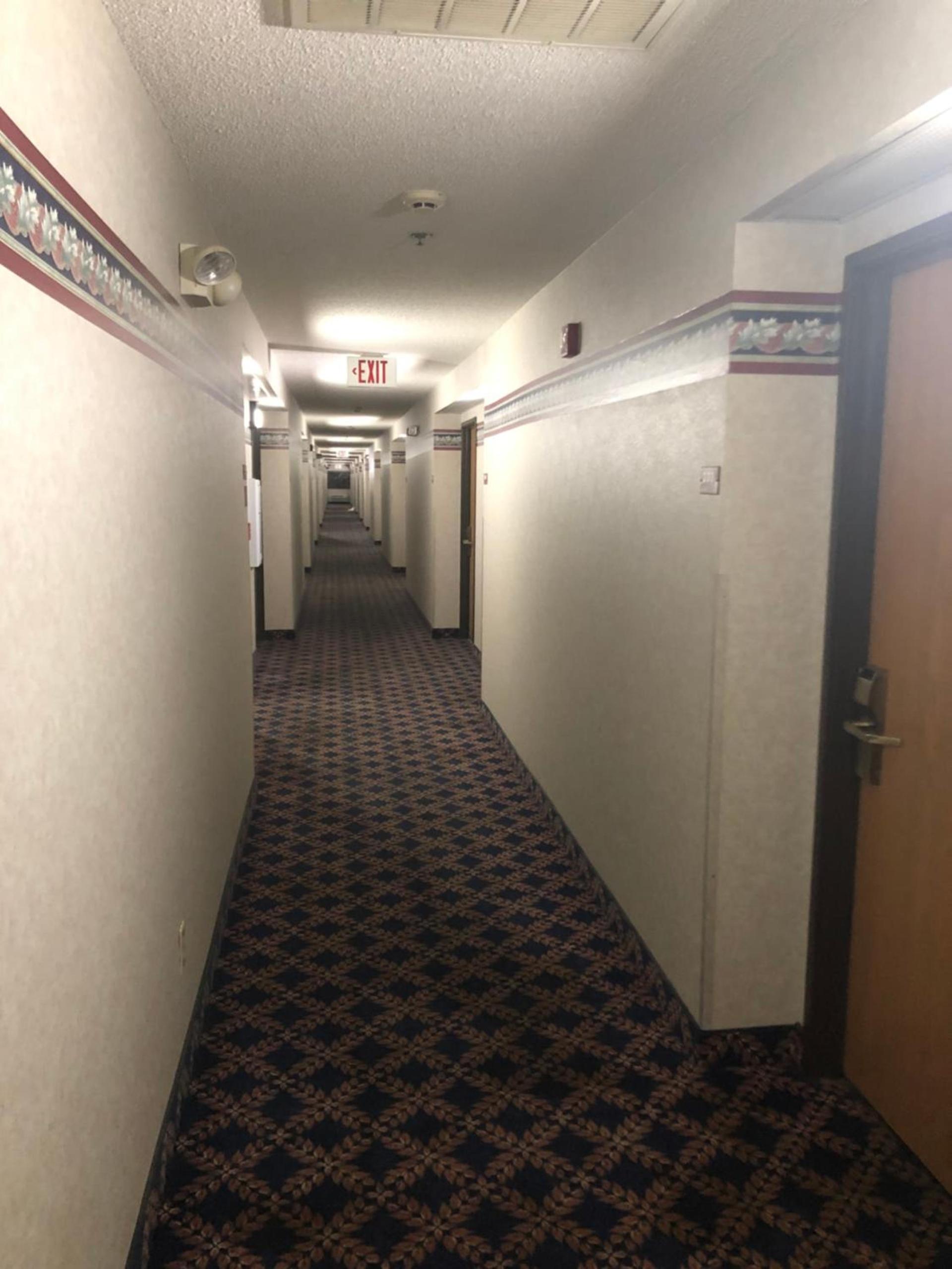 Quality Express Inn & Suites photo 4