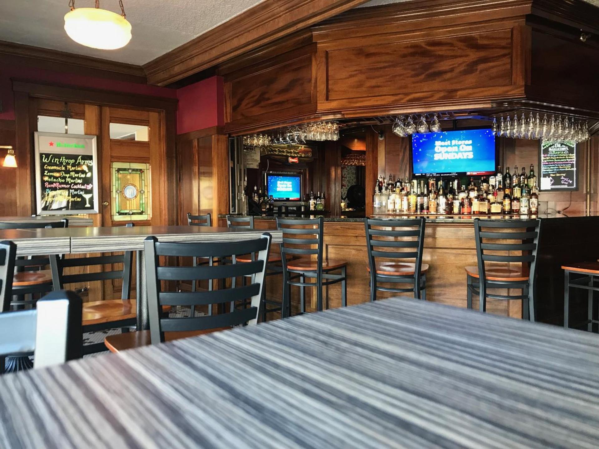 Winthrop Arms Hotel Restaurant Logan Airport photo 27