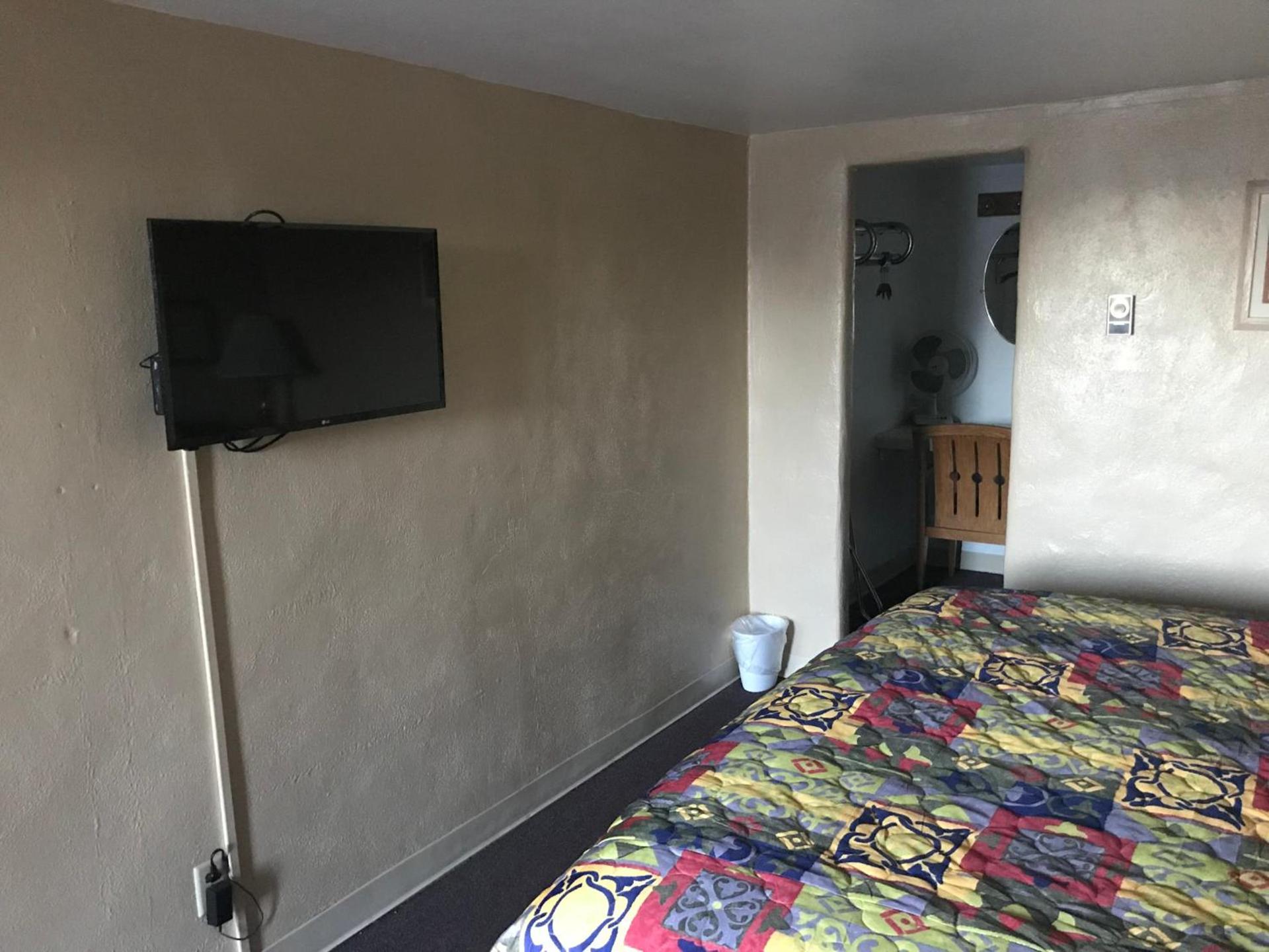 Topaz Lodge photo 17
