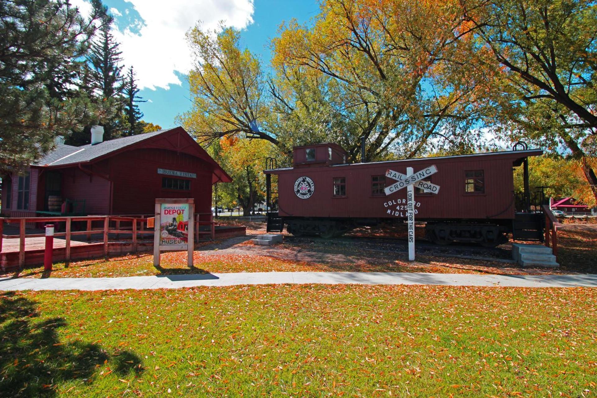 Topaz Lodge photo 19