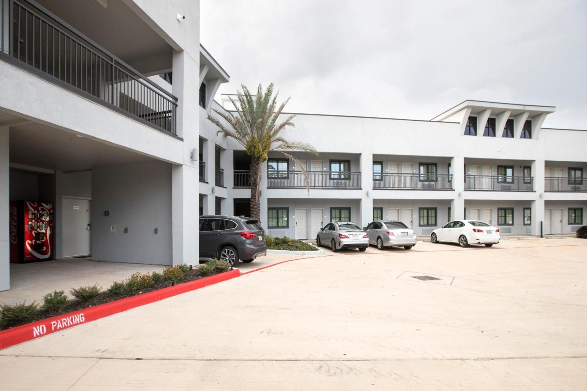 House Hotel photo 22
