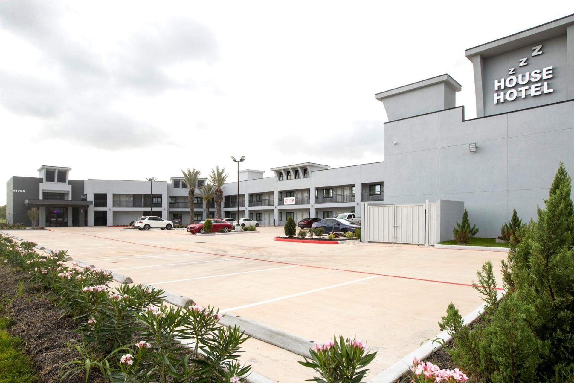 House Hotel photo 20