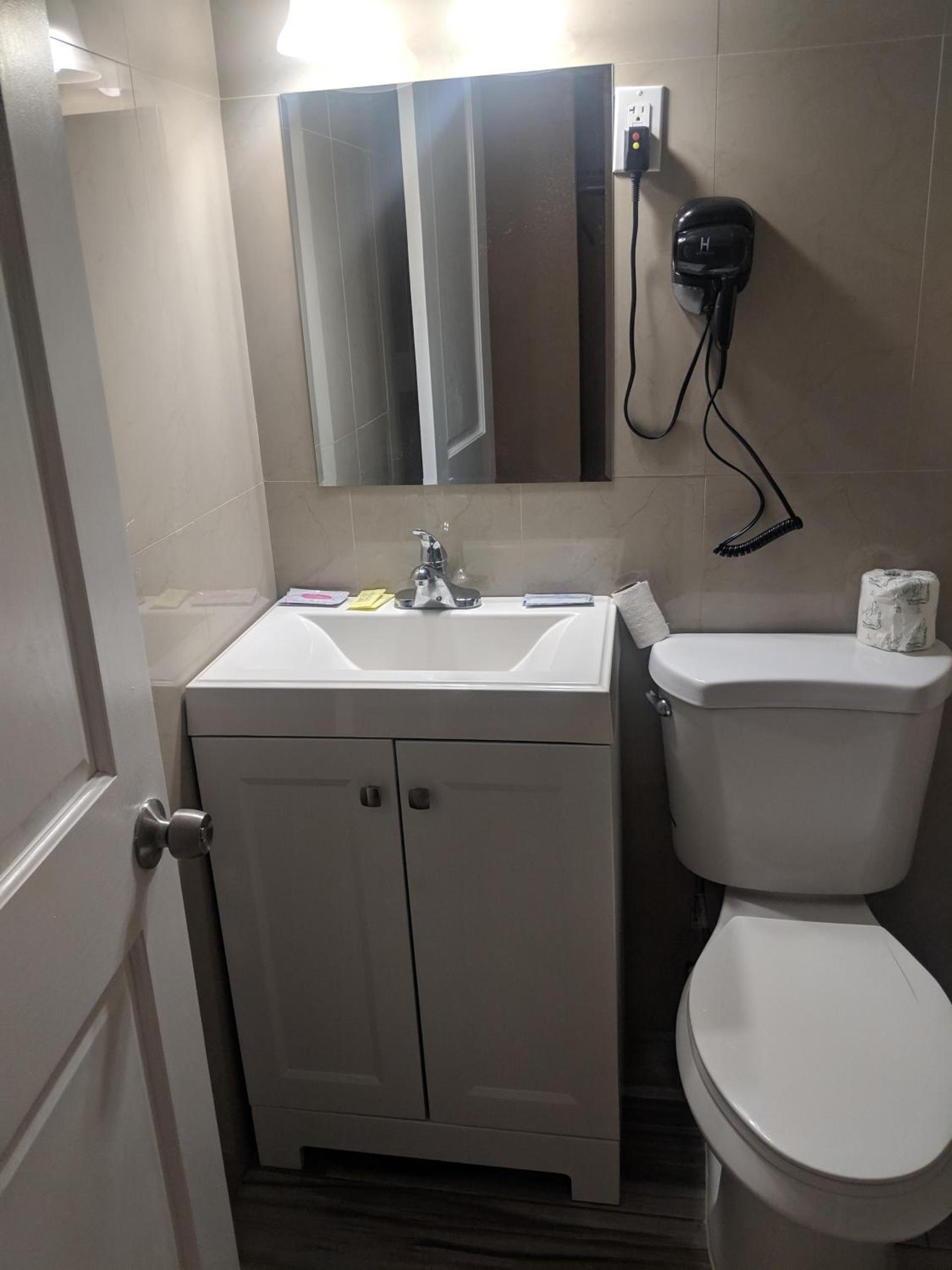 A-1 Budget Motel photo 15