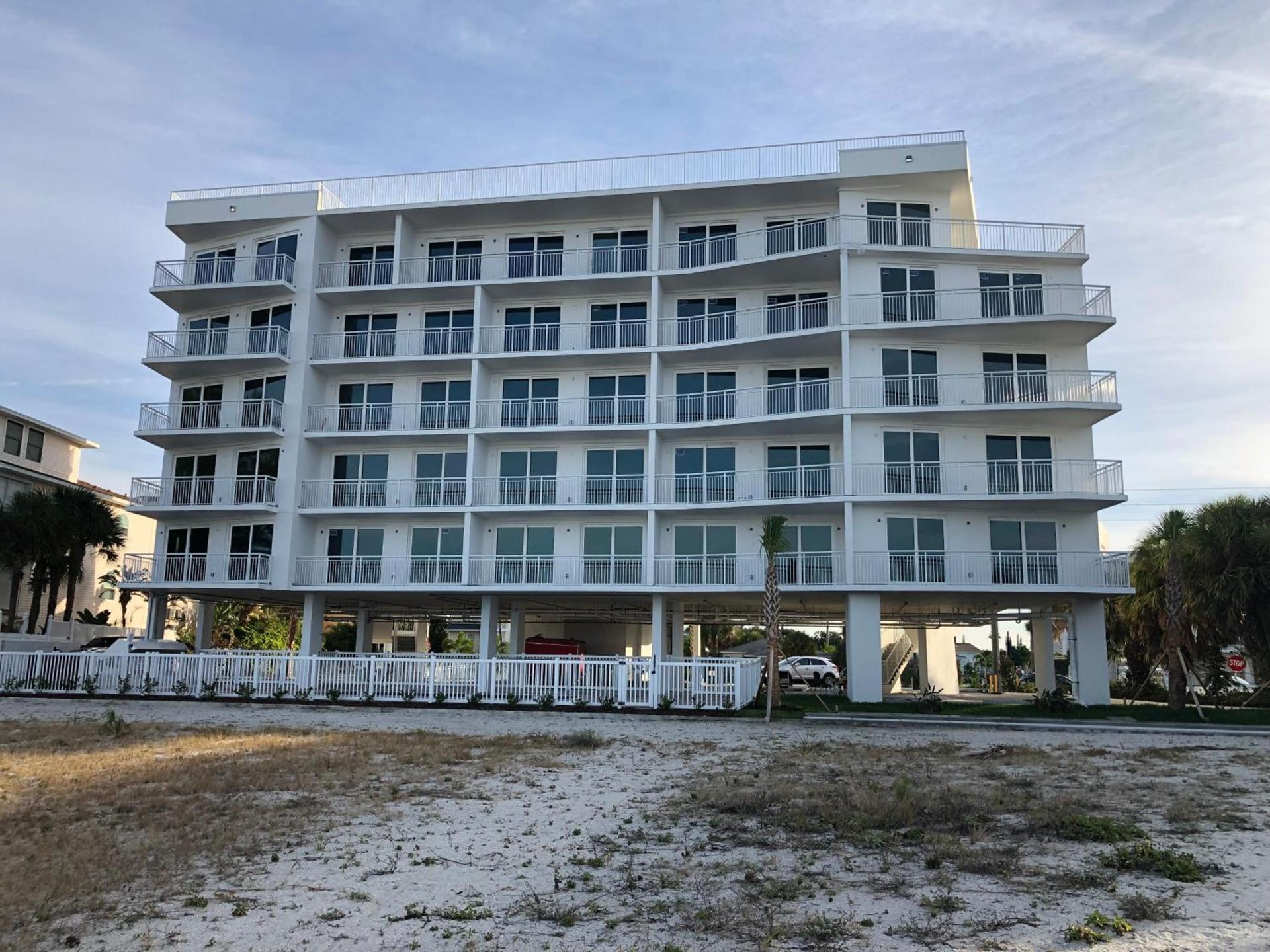 Provident Oceana Beachfront Suites photo 41
