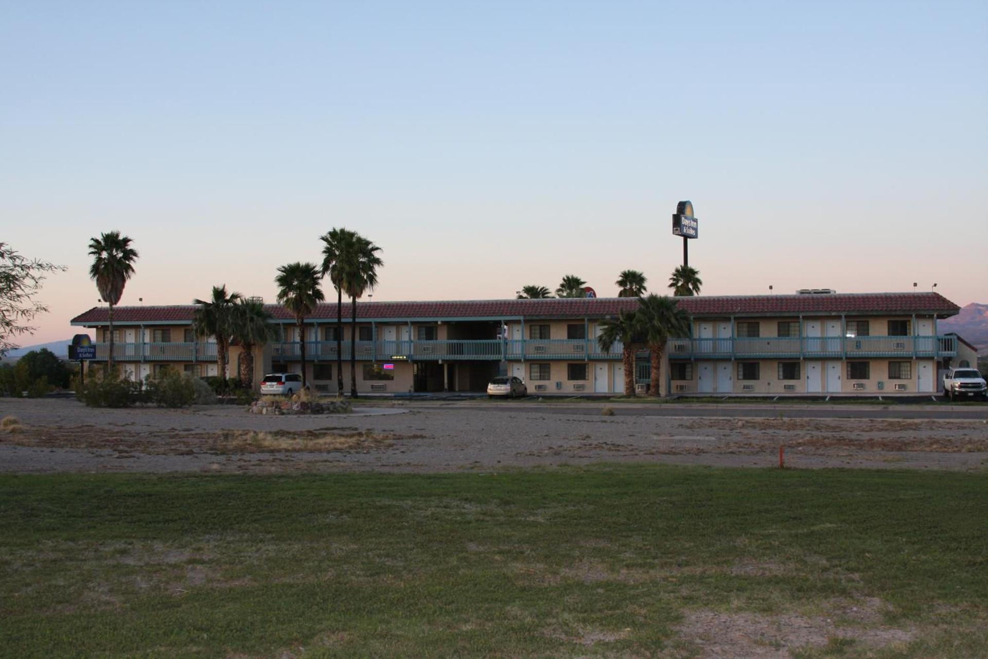 Days Inn & Suites by Wyndham Needles photo 30