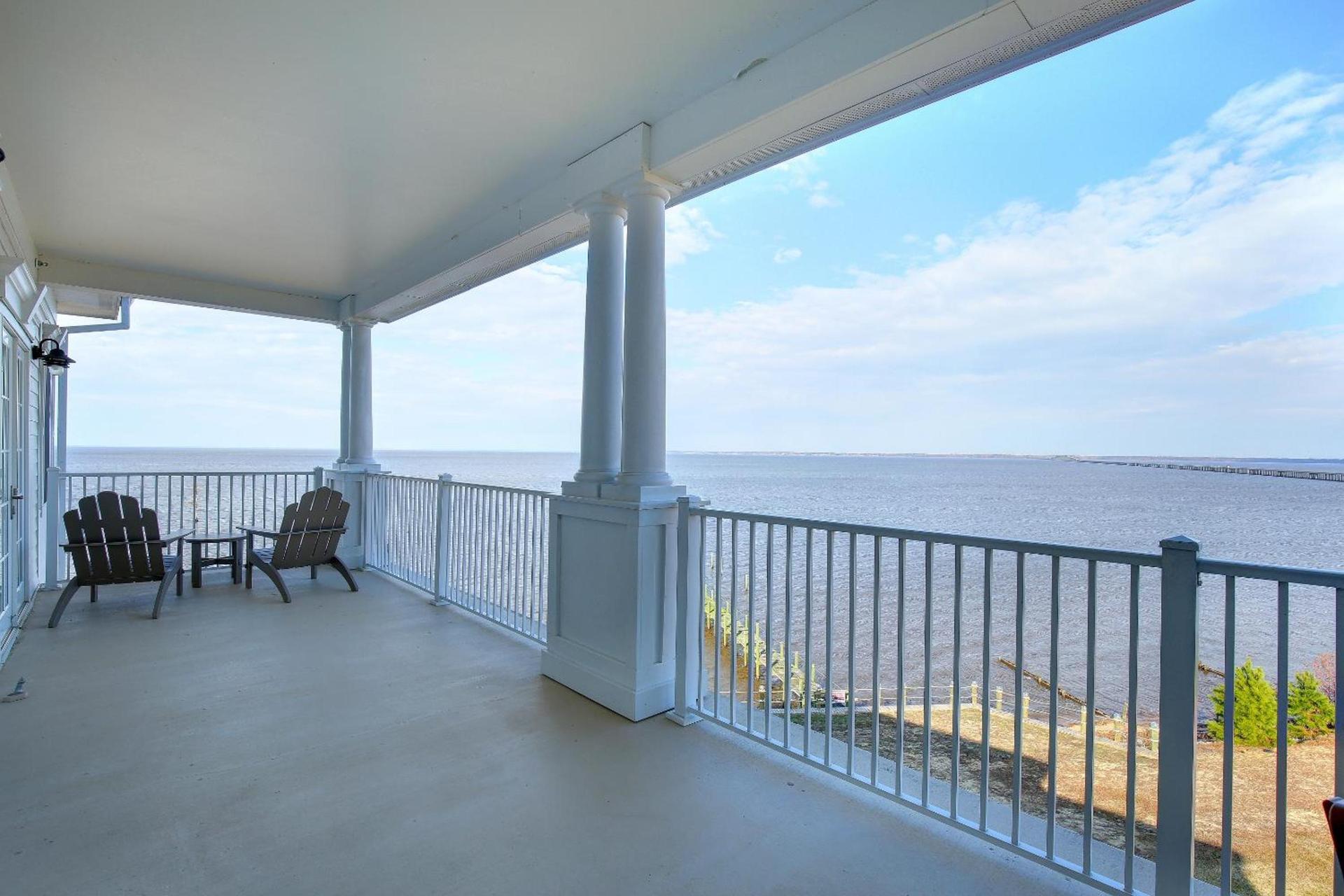 Waterside Resort photo 3