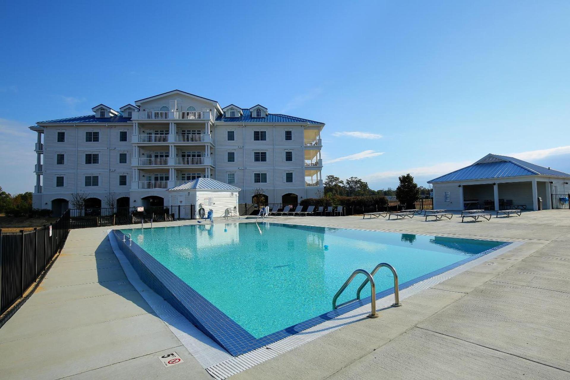Waterside Resort photo 6