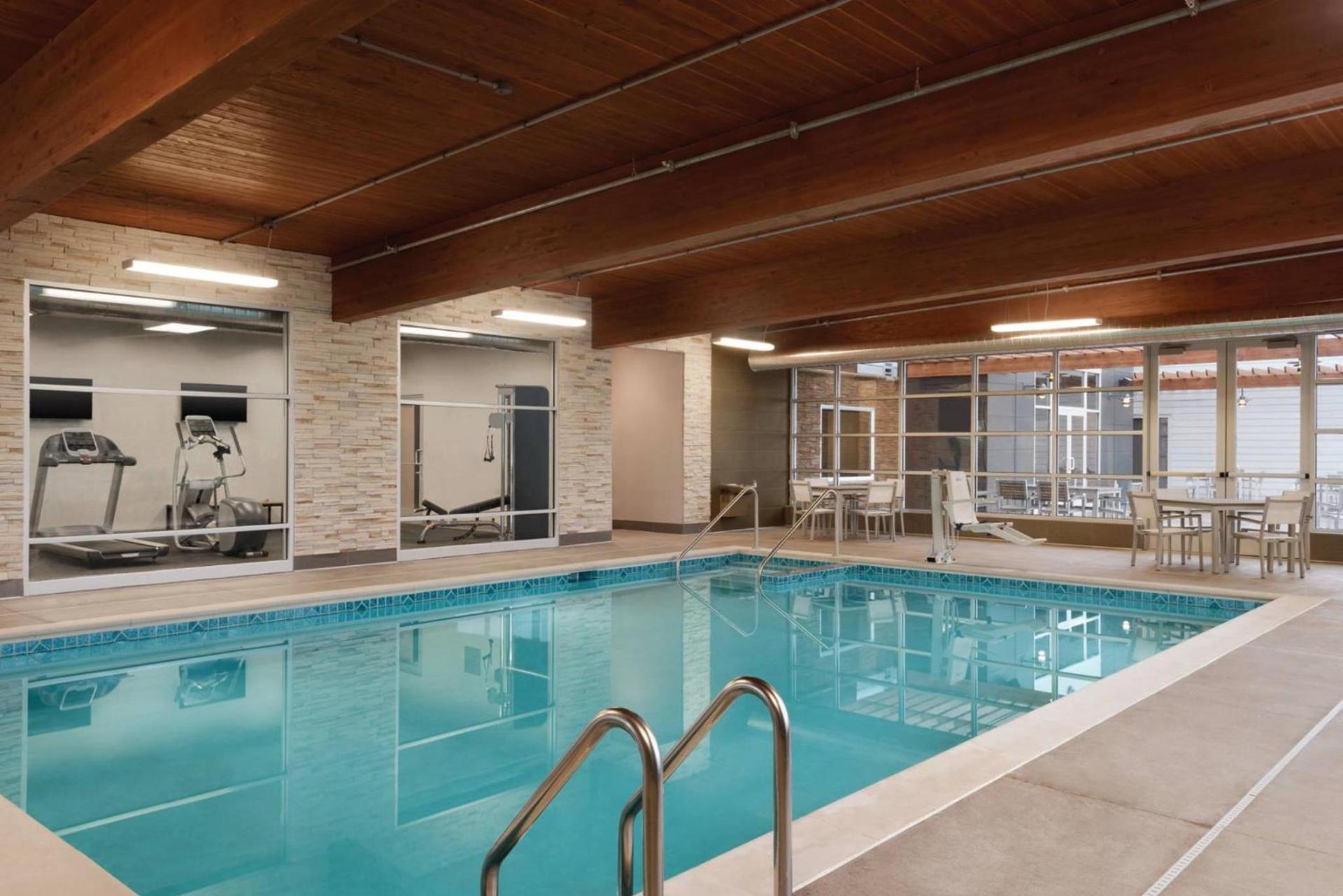 Country Inn & Suites by Radisson, Ft Atkinson, WI photo 52