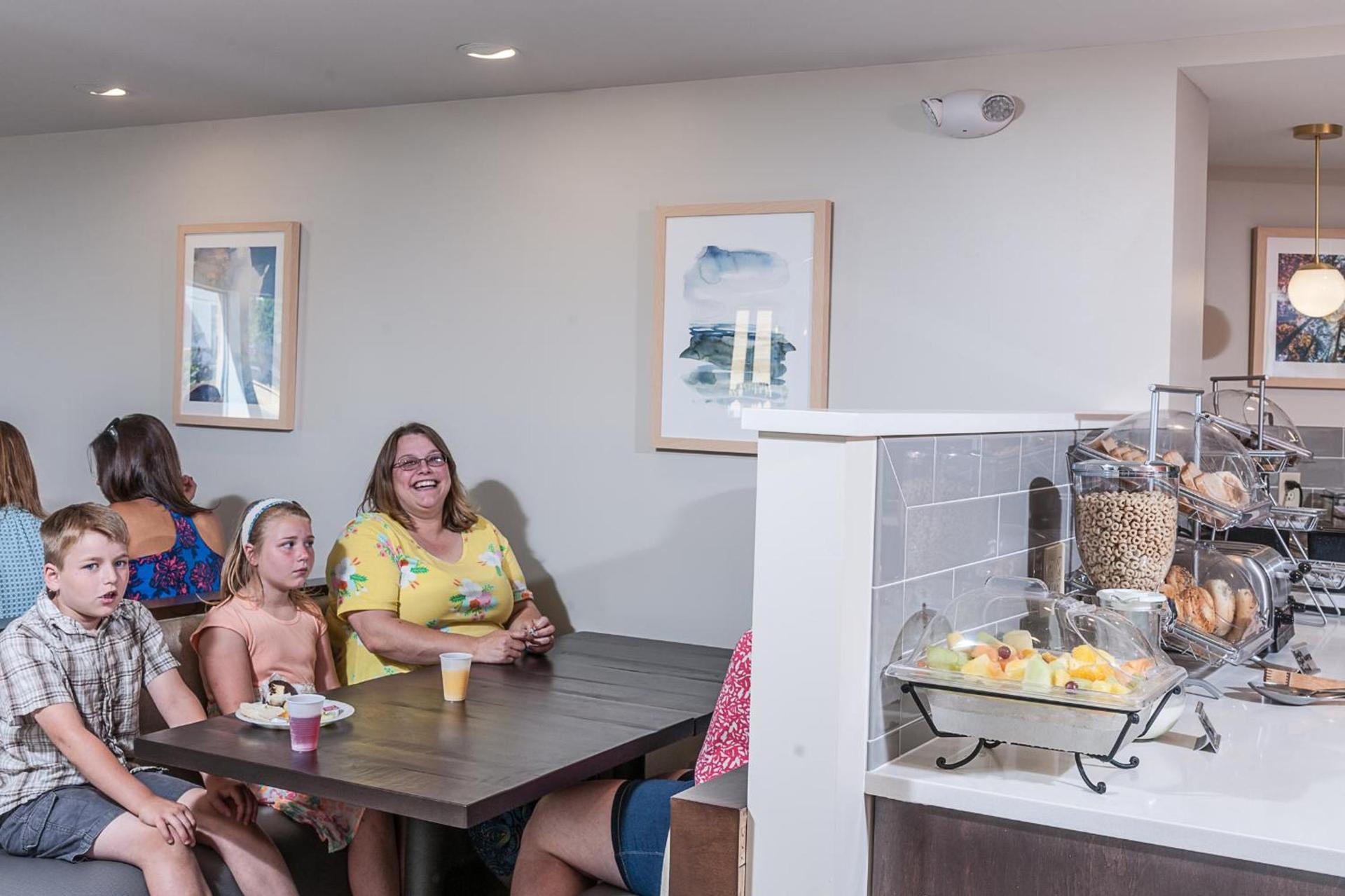 Rockland Harbor Hotel photo 46