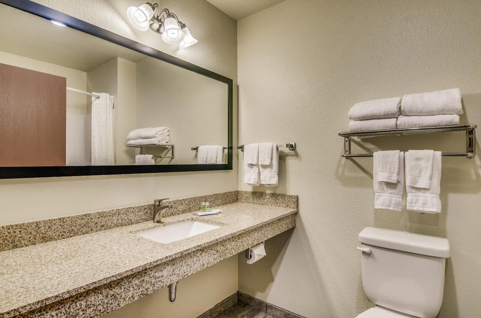 Cobblestone Inn & Suites - Bridgeport photo 22