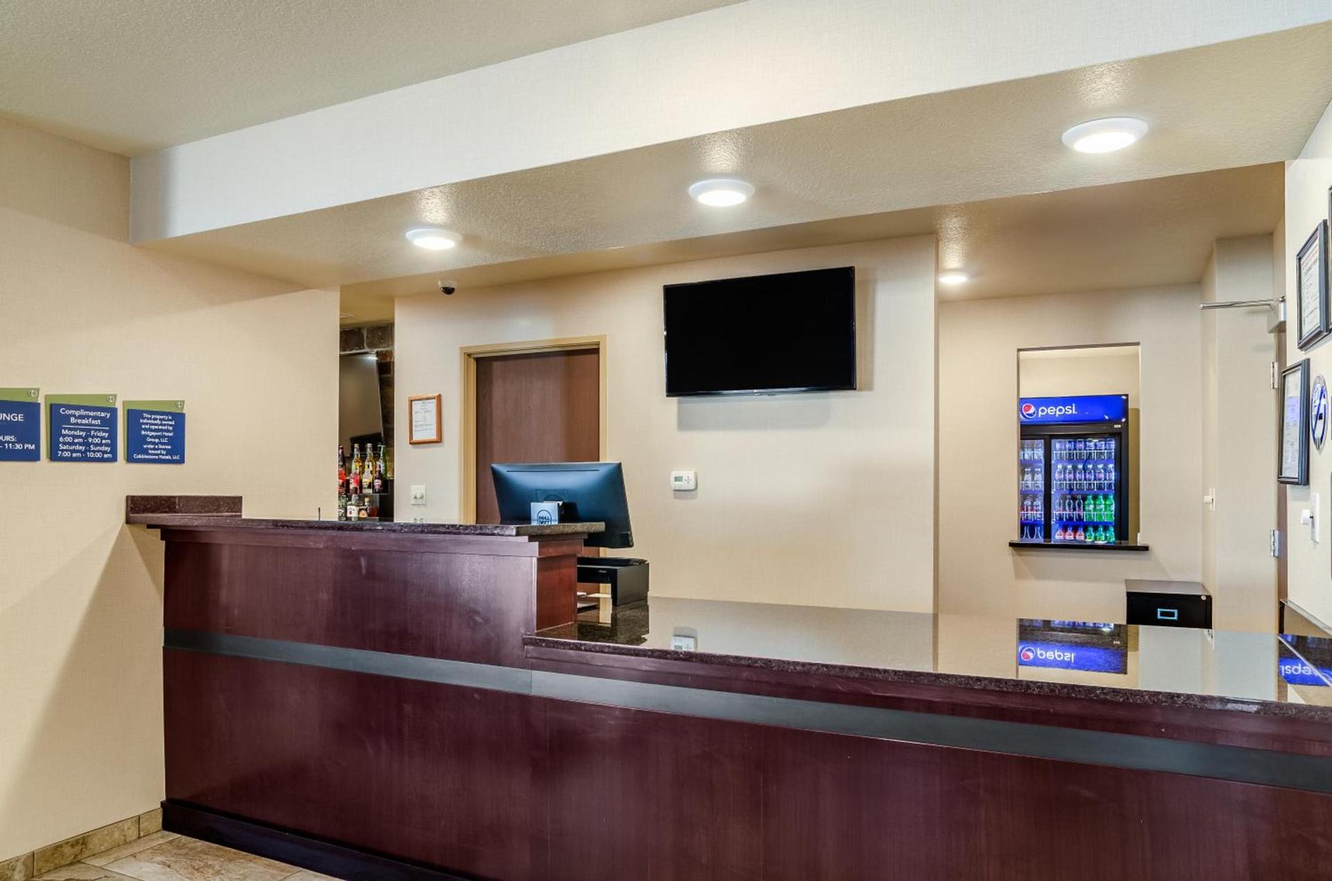 Cobblestone Inn & Suites - Bridgeport photo 7