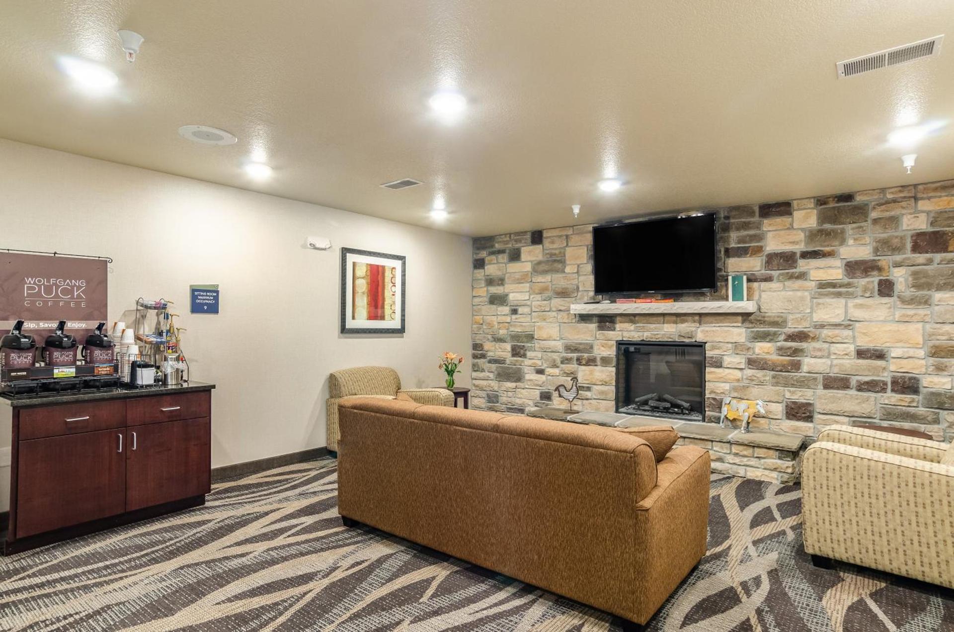 Cobblestone Inn & Suites - Bridgeport photo 11