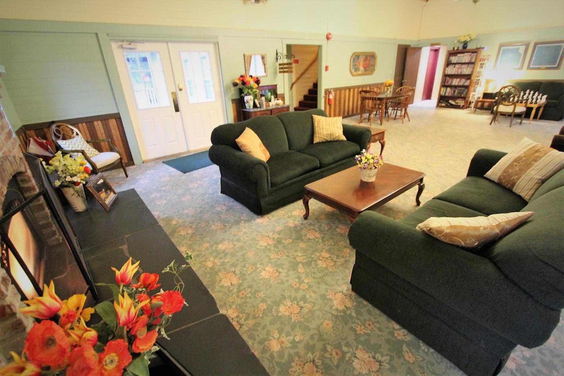 Alexander's Lodge photo 26