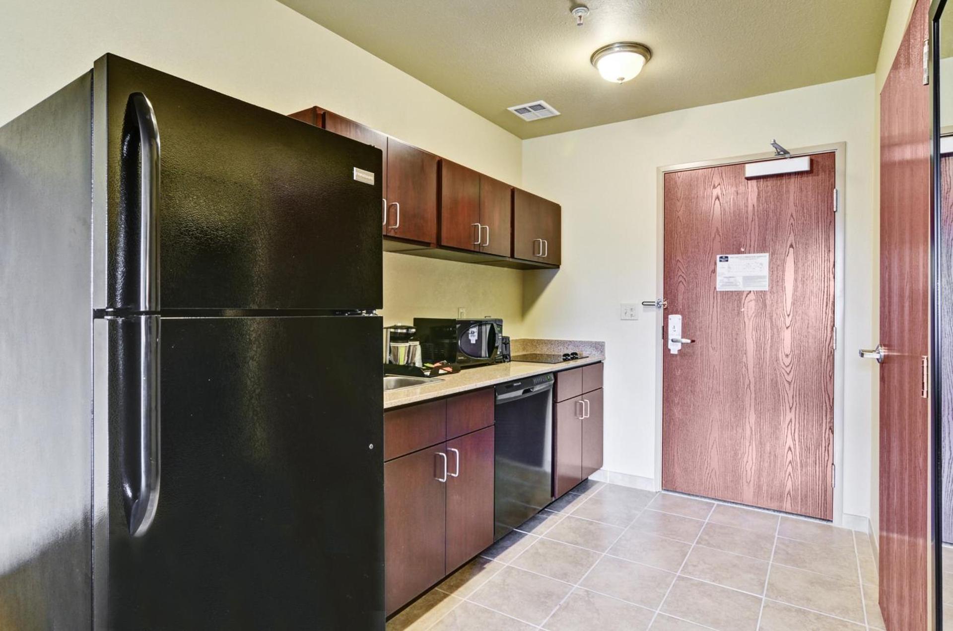 Cobblestone Inn & Suites - Ambridge, PA photo 17
