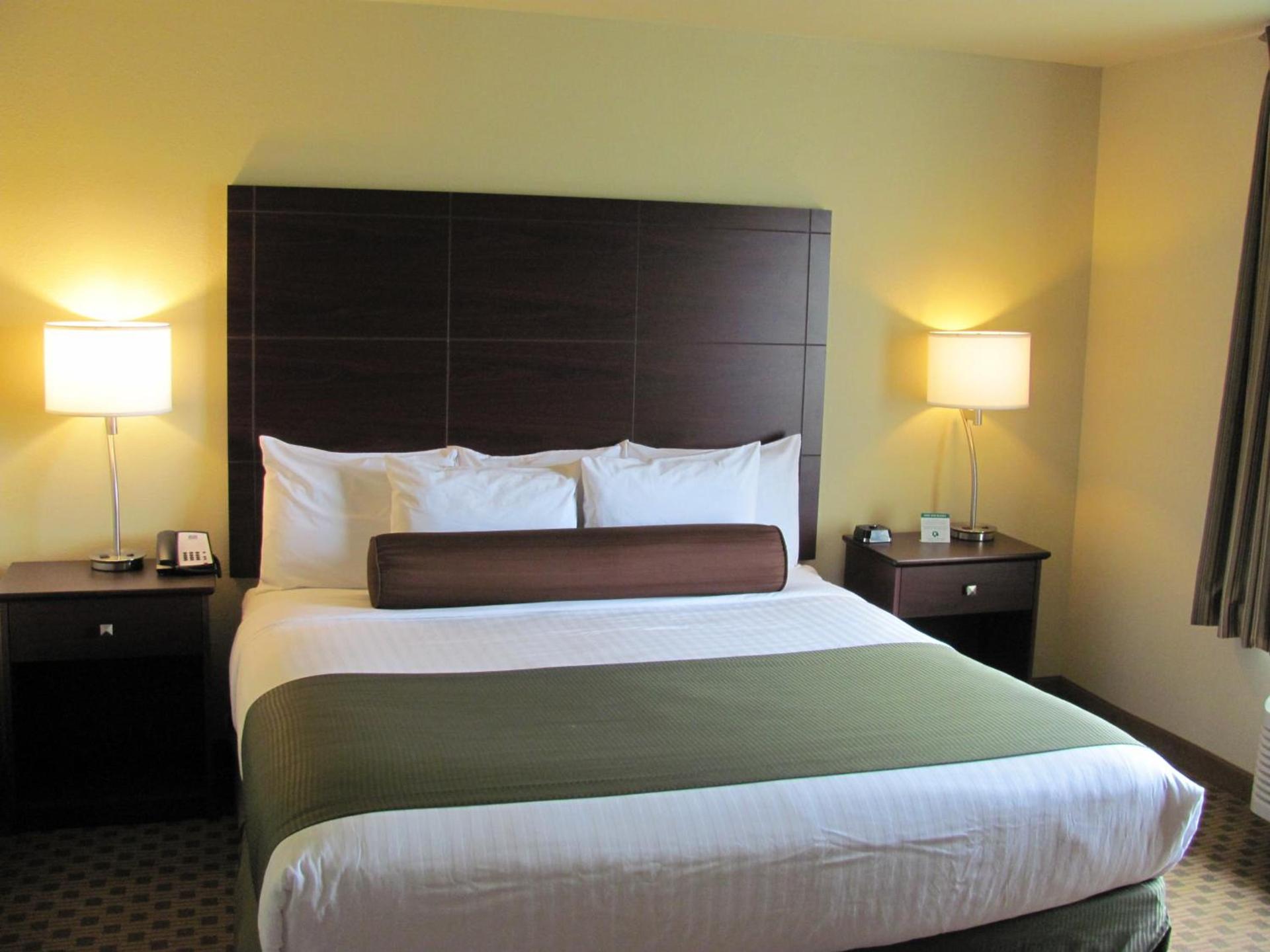 Cobblestone Inn & Suites - Ambridge, PA photo 16