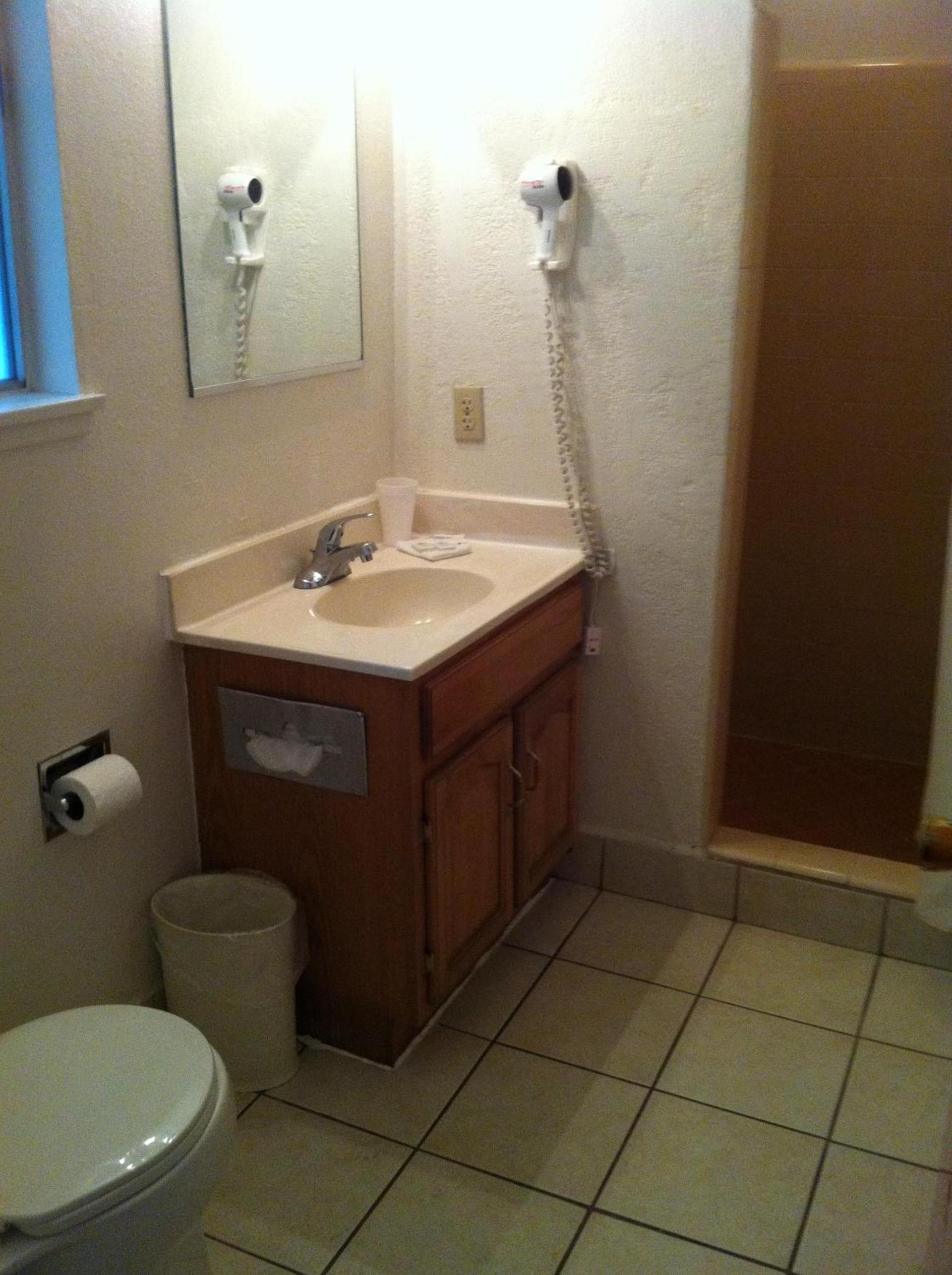Golden Chain Motel photo 7