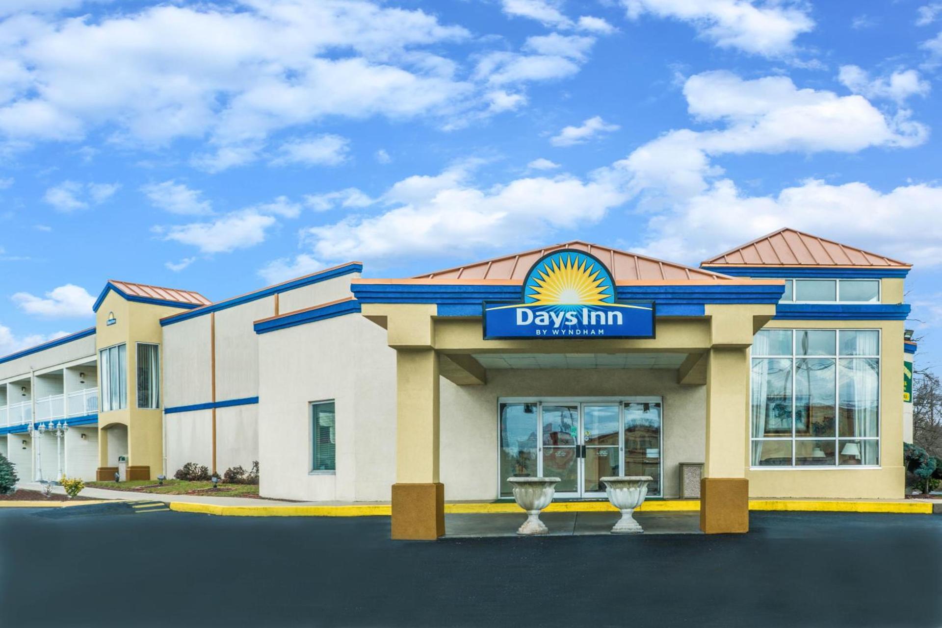 Days Inn By Wyndham Carlisle North photo 22
