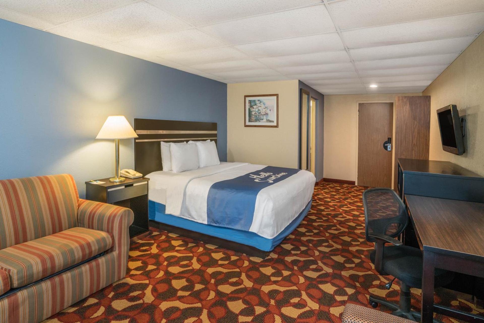 Days Inn By Wyndham Carlisle North photo 46