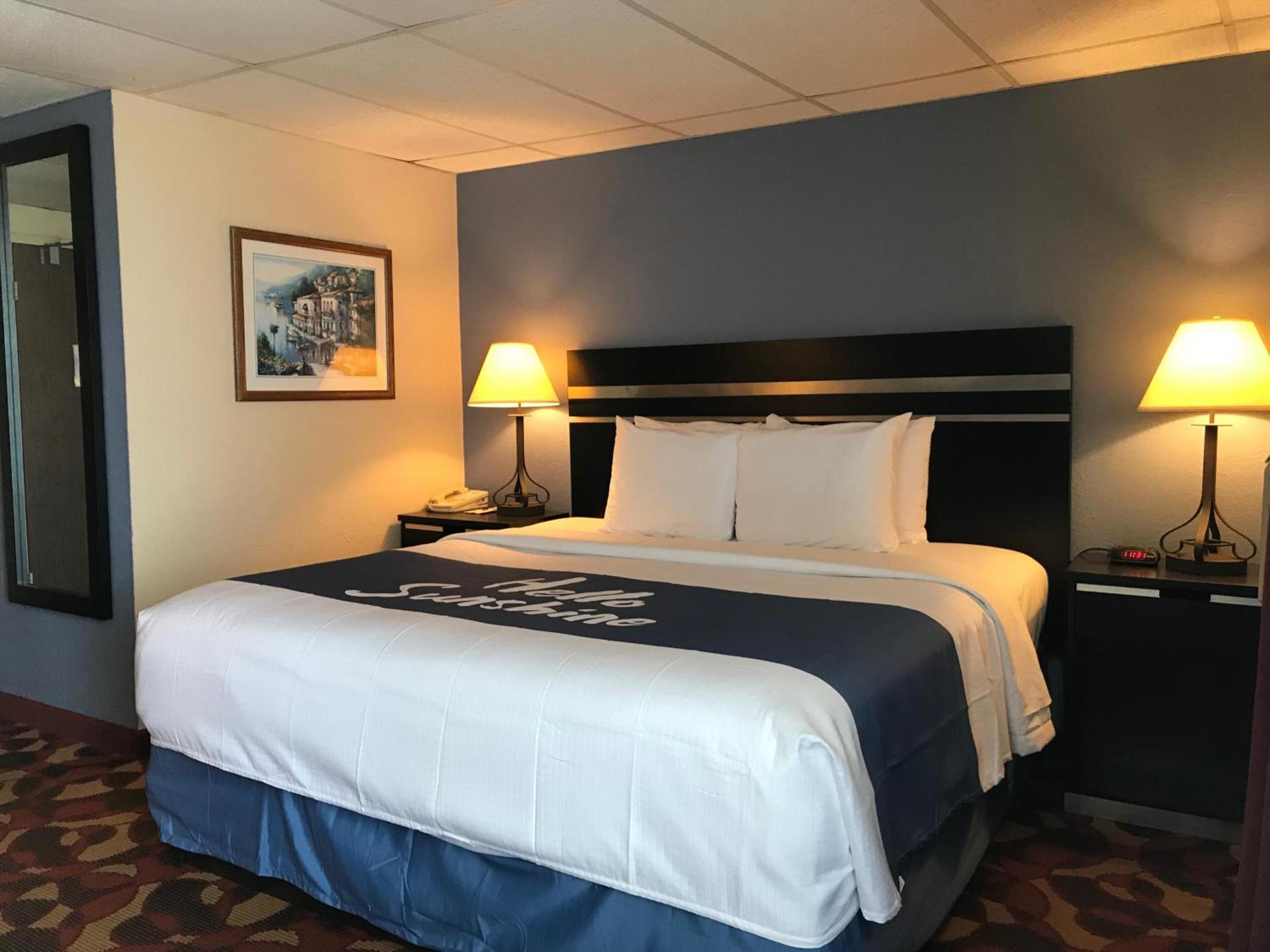 Days Inn By Wyndham Carlisle North photo 44