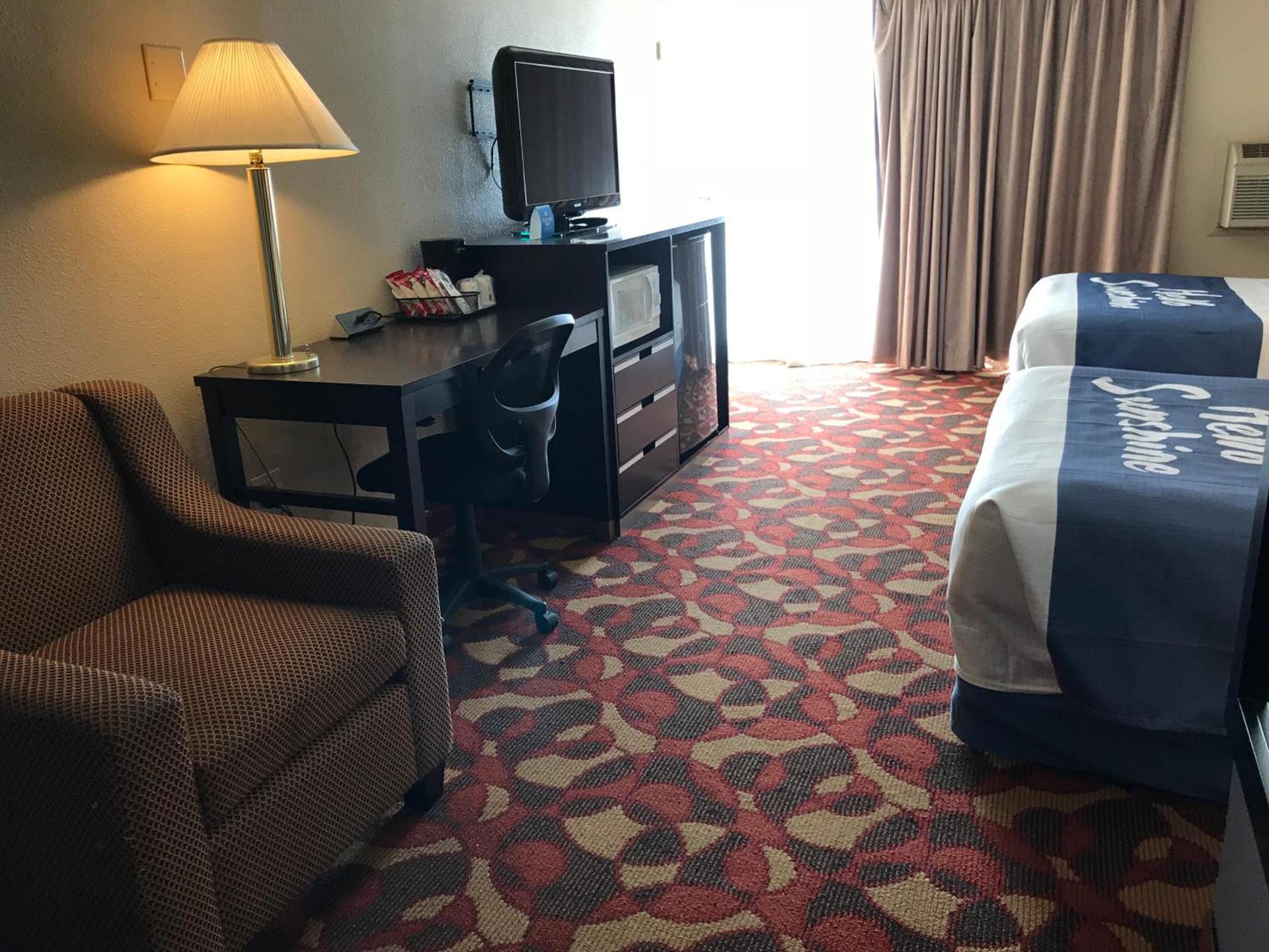 Days Inn By Wyndham Carlisle North photo 33