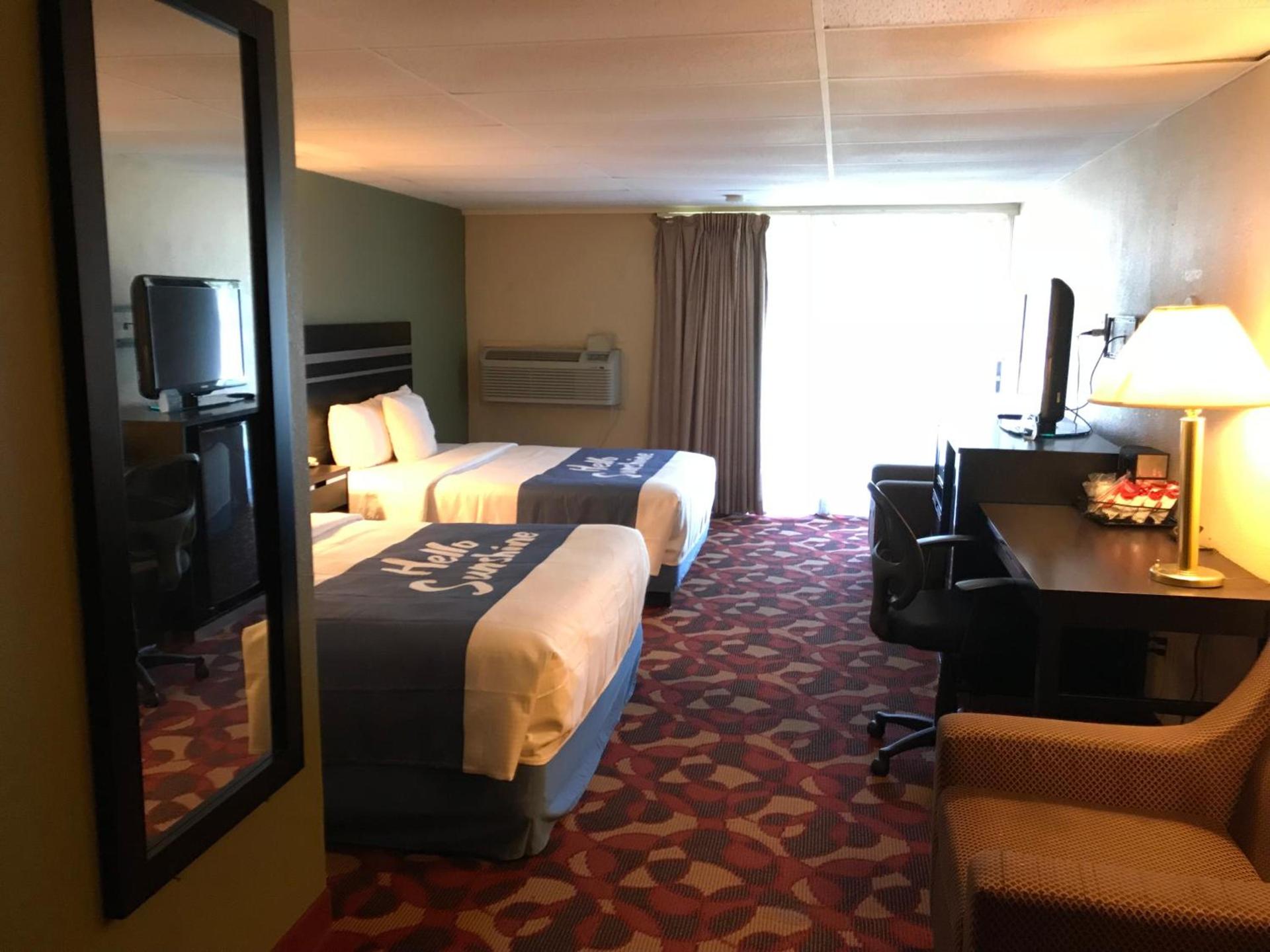Days Inn By Wyndham Carlisle North photo 30