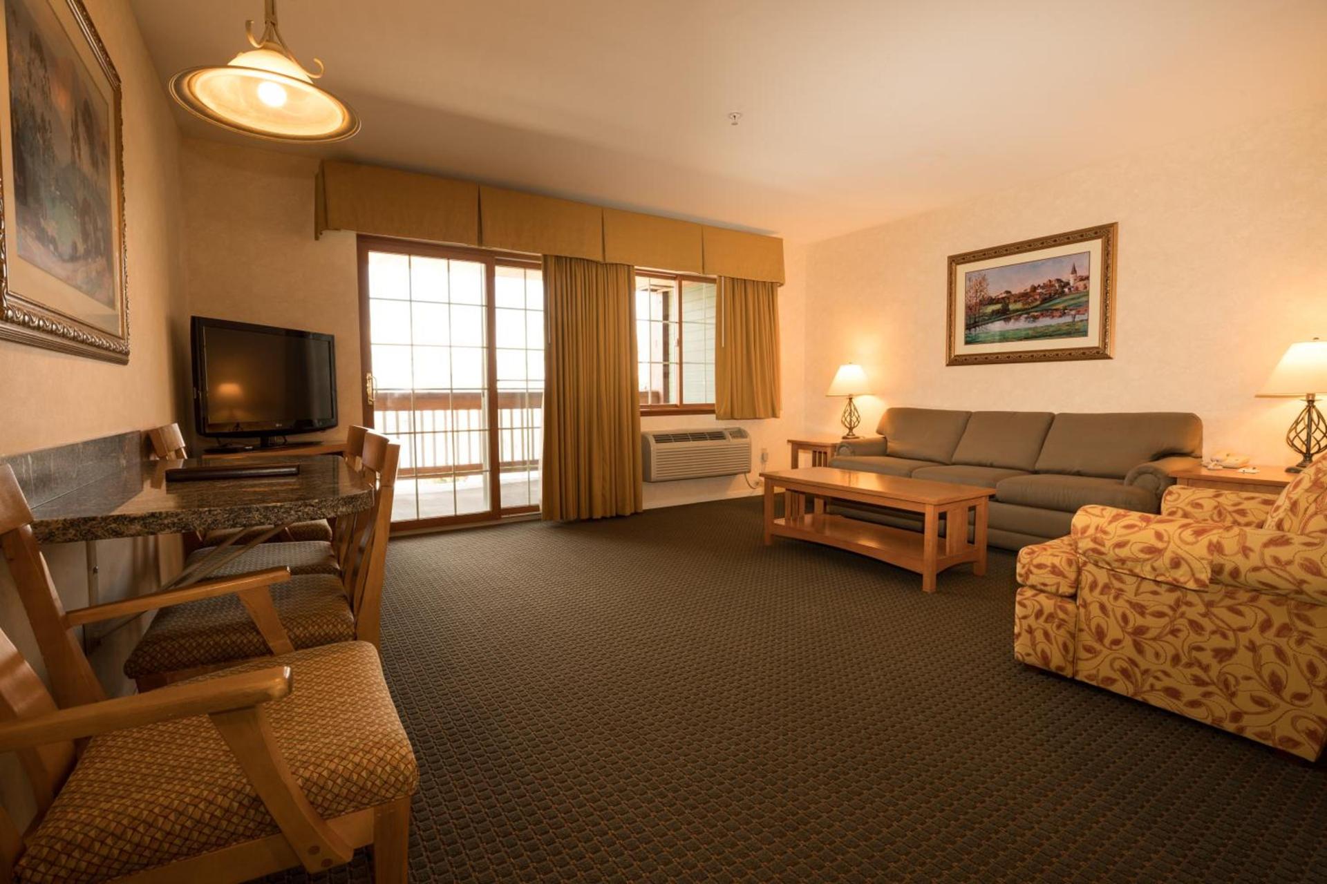 Lakeside Lodge and Suites photo 33