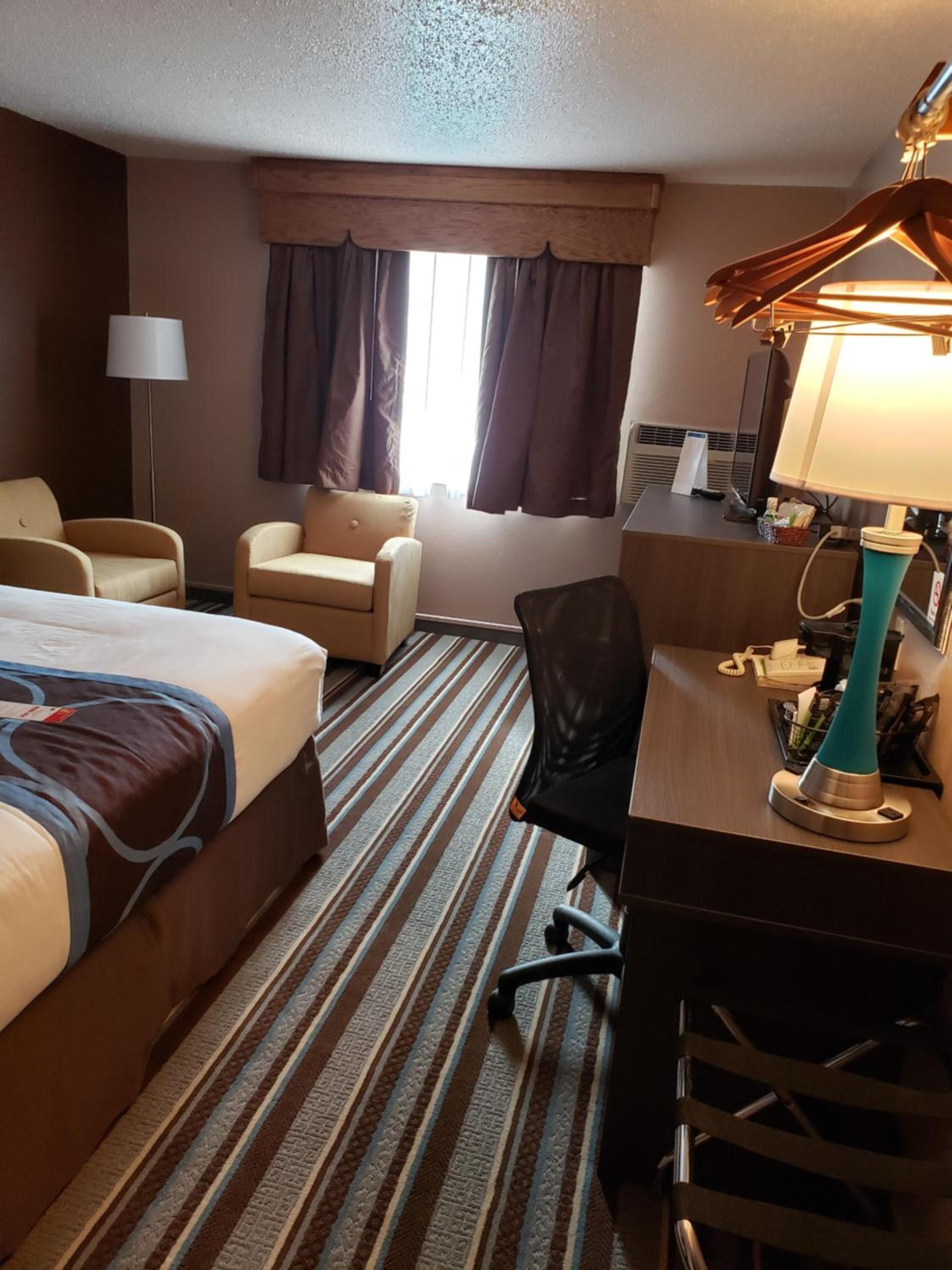 Super 8 by Wyndham North Platte photo 16