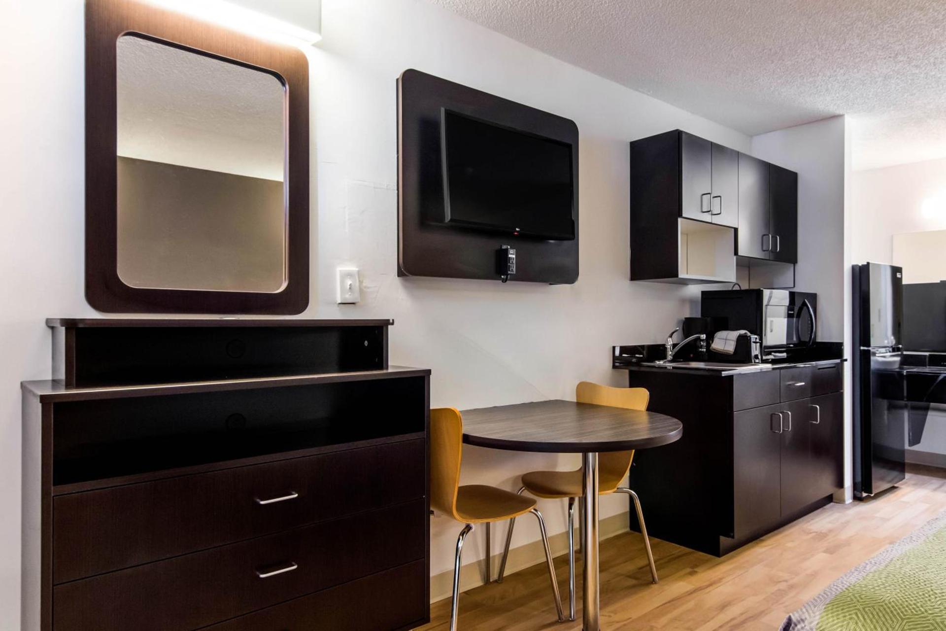 Studio 6 Extended Stay - Lagrange, GA photo 35