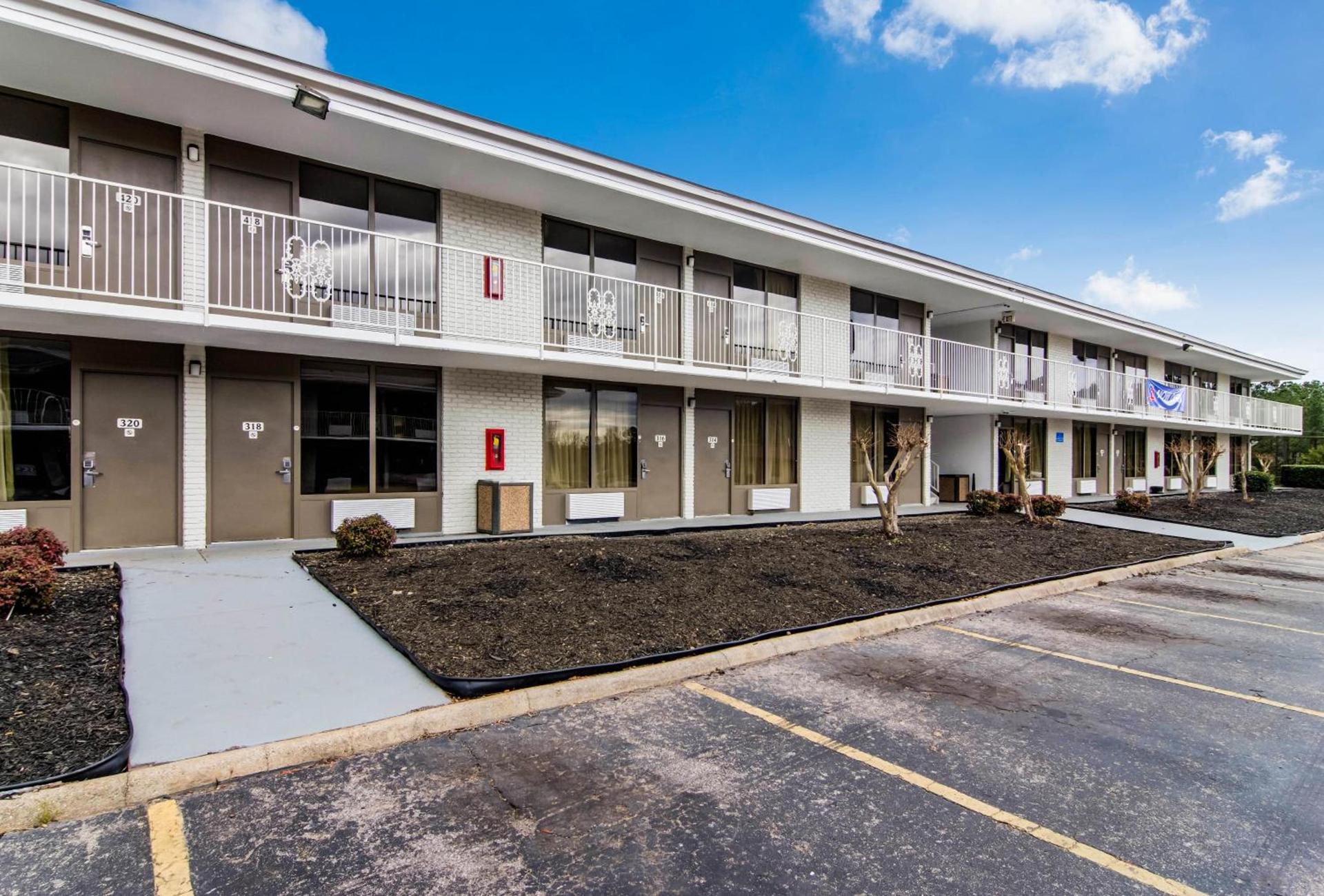 Studio 6 Extended Stay - Lagrange, GA photo 38