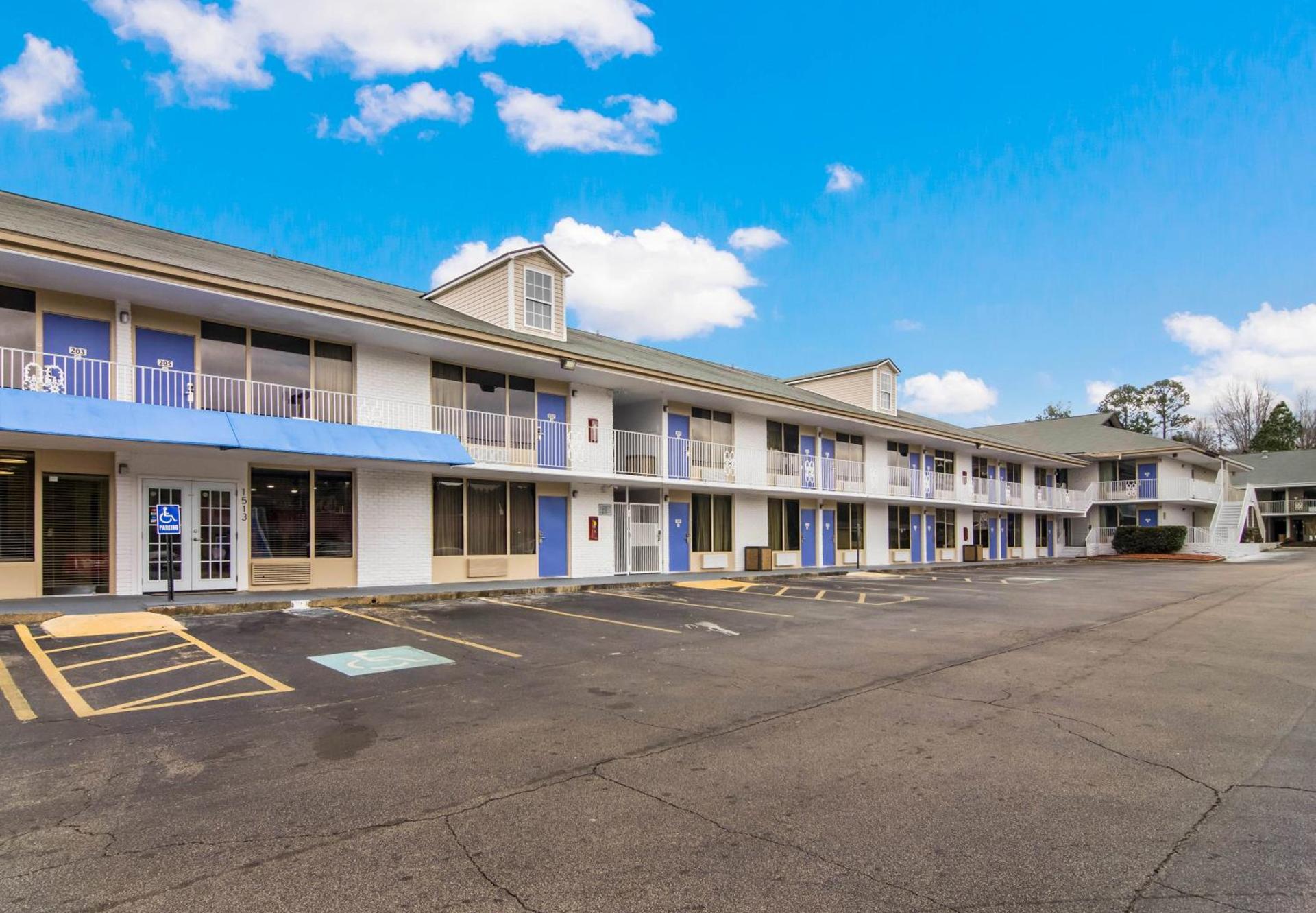 Studio 6 Extended Stay - Lagrange, GA photo 58