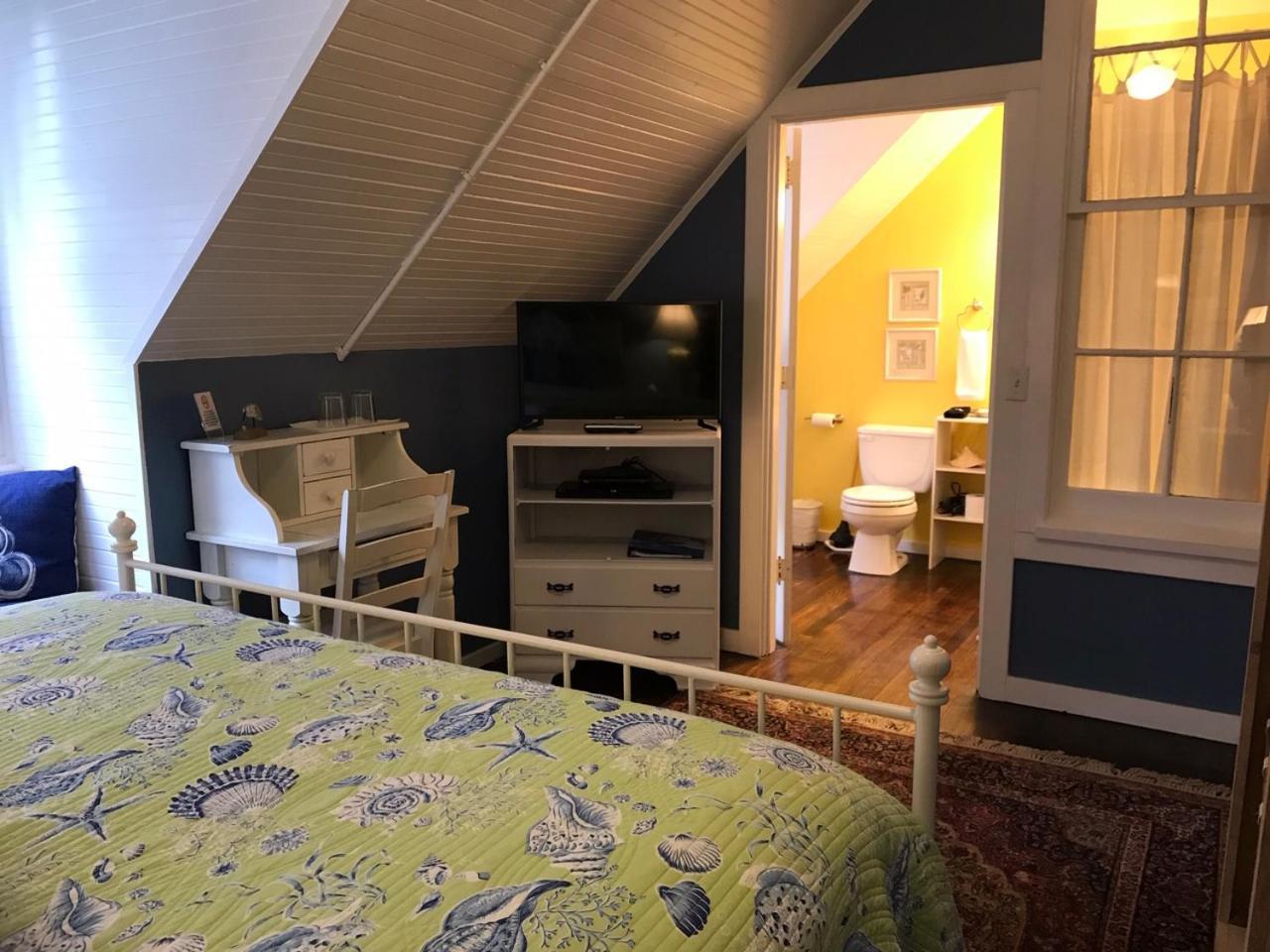 Inn at Harbour Village photo 16