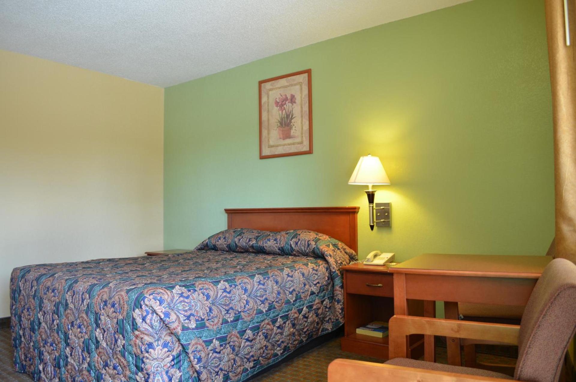 Royal Inn Of New Orleans photo 15