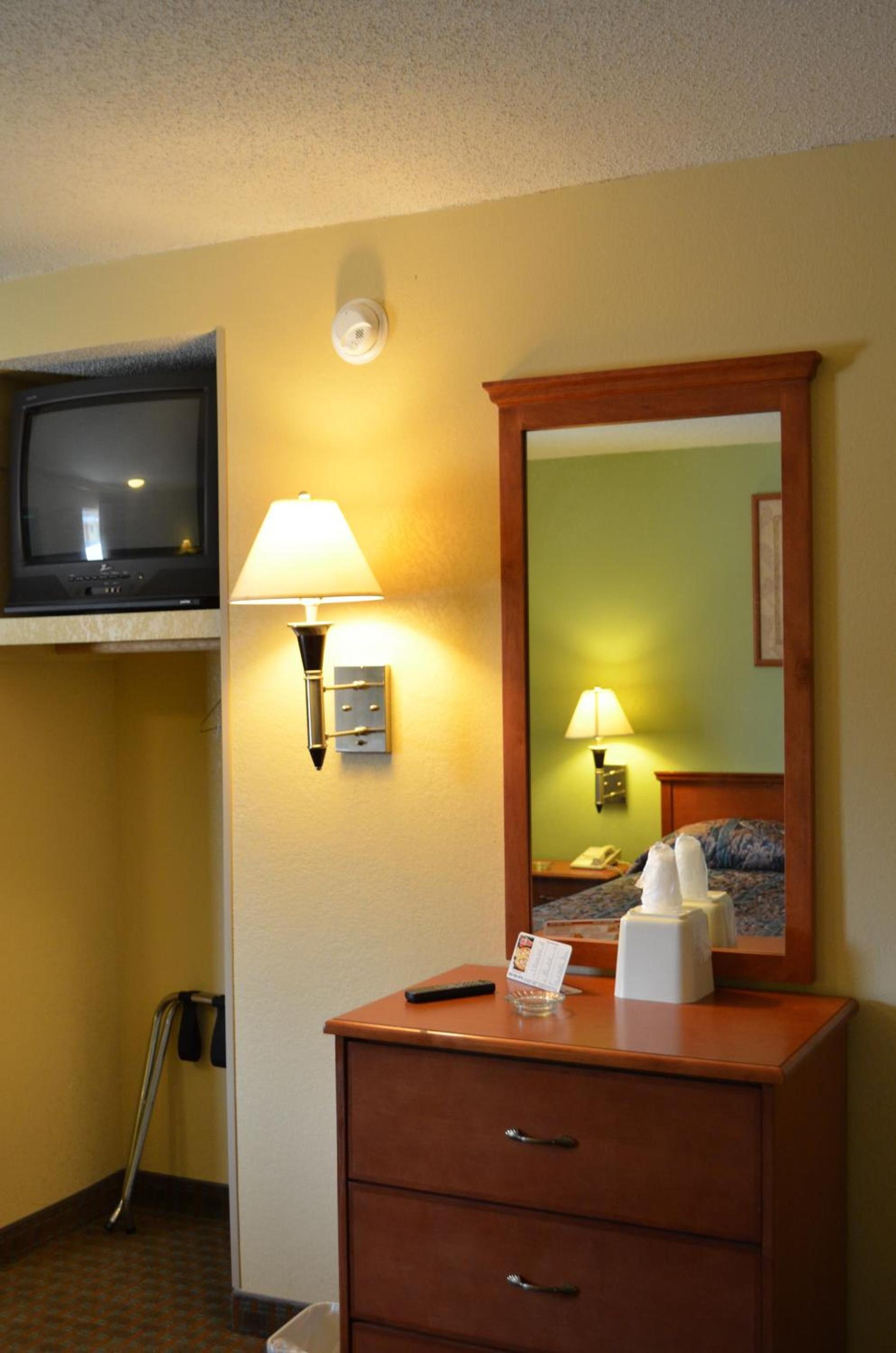 Royal Inn Of New Orleans photo 9